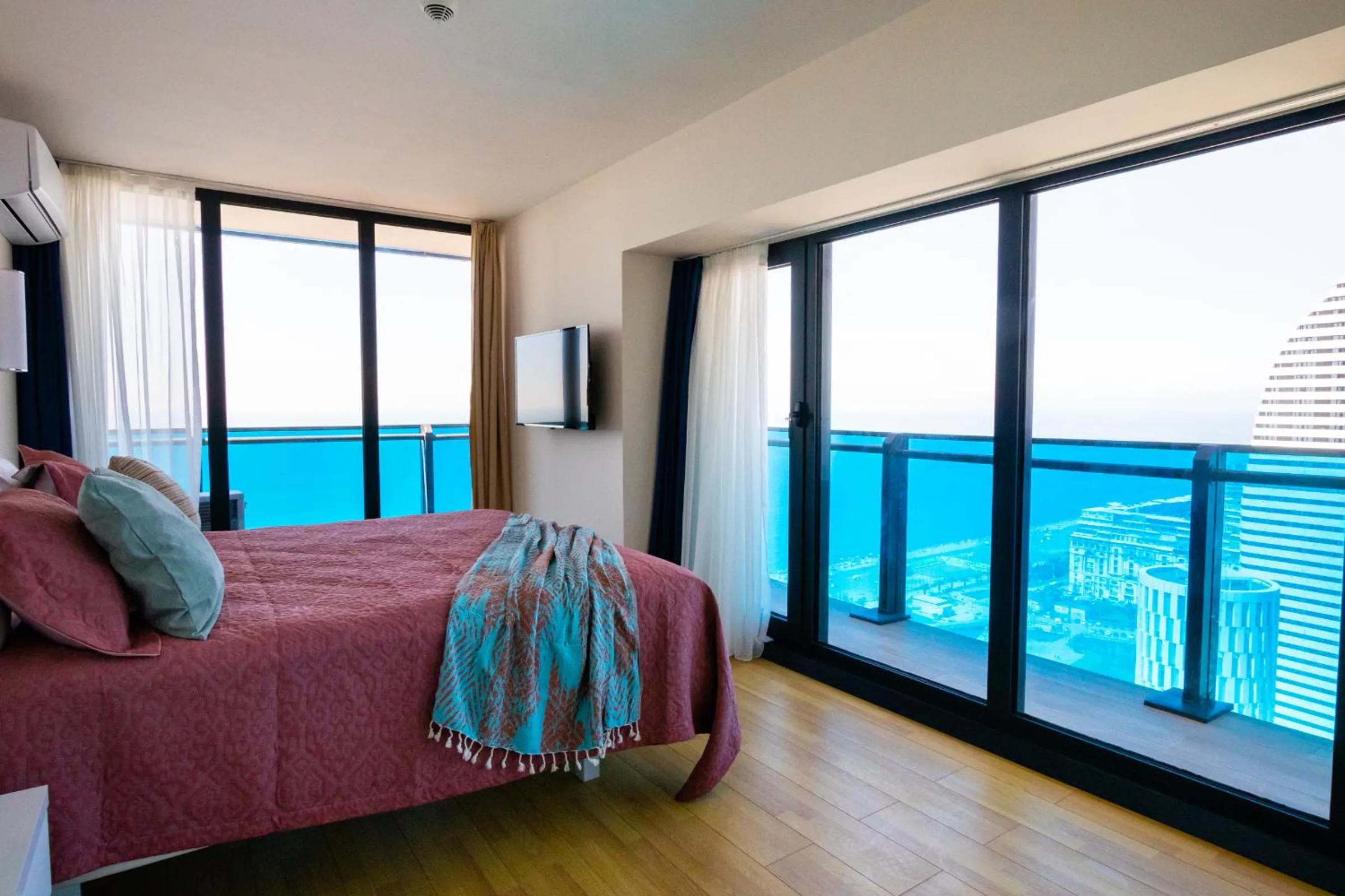 Bed in G-Point City Beach