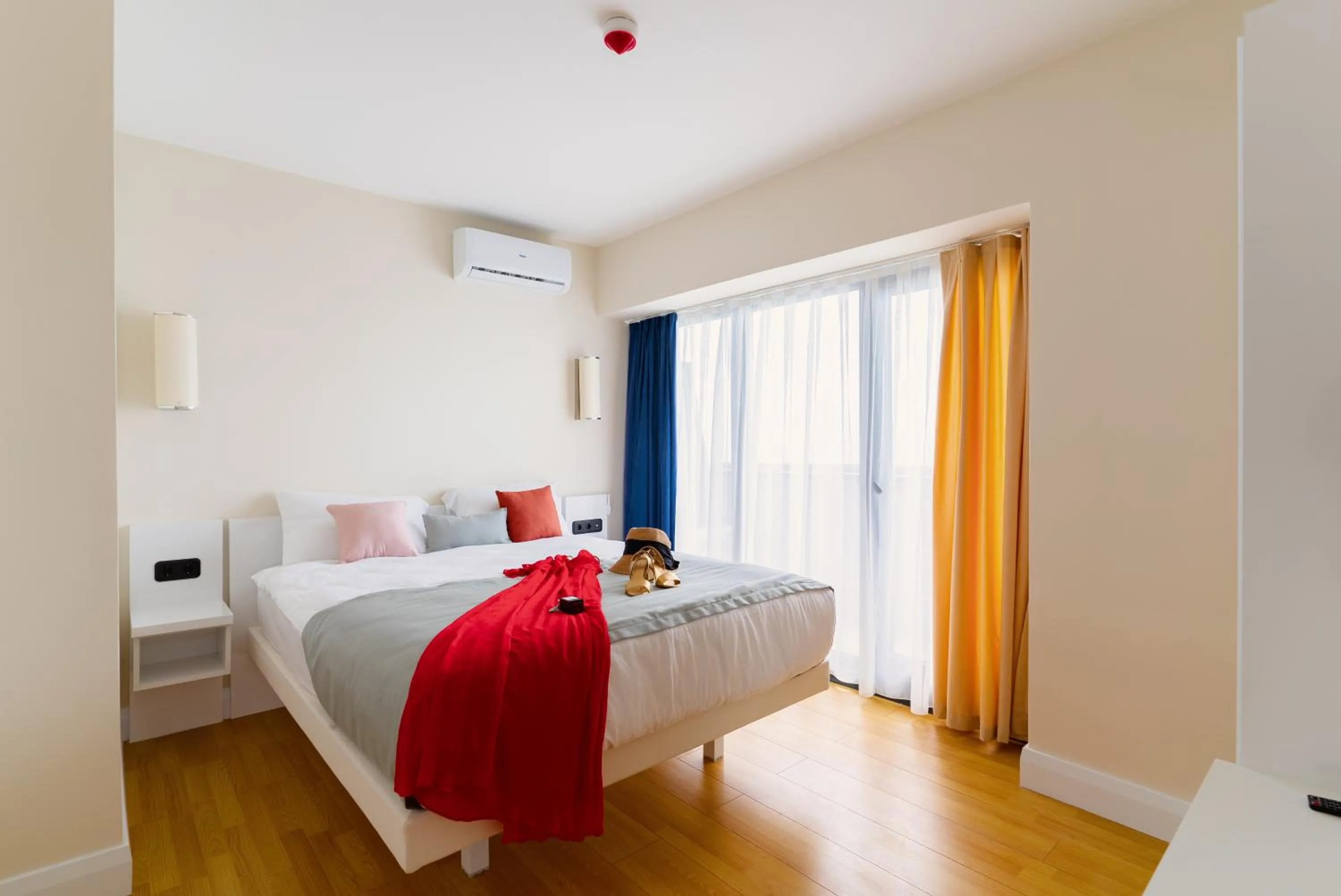 Bed in G-Point City Beach