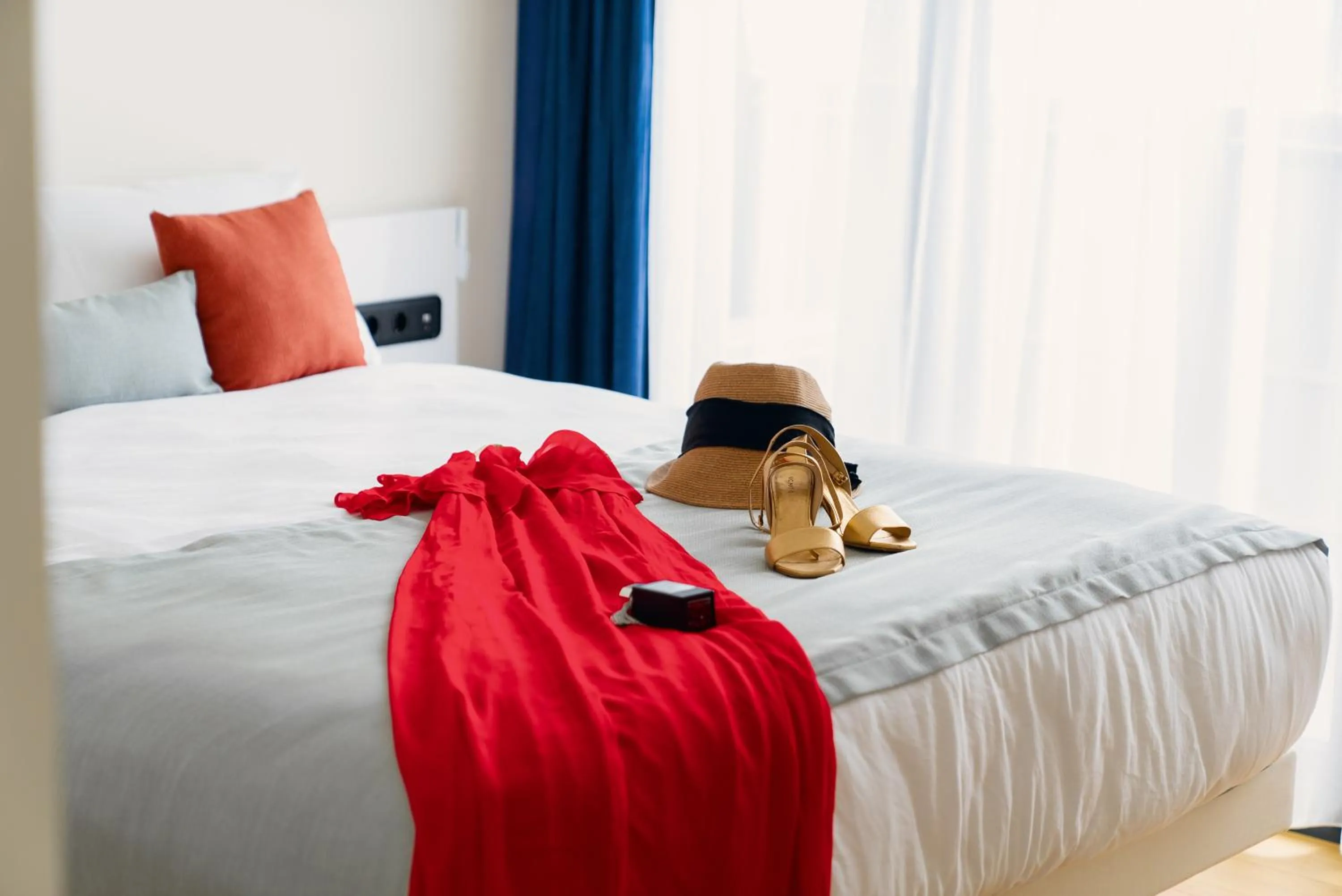 Bed in G-Point City Beach