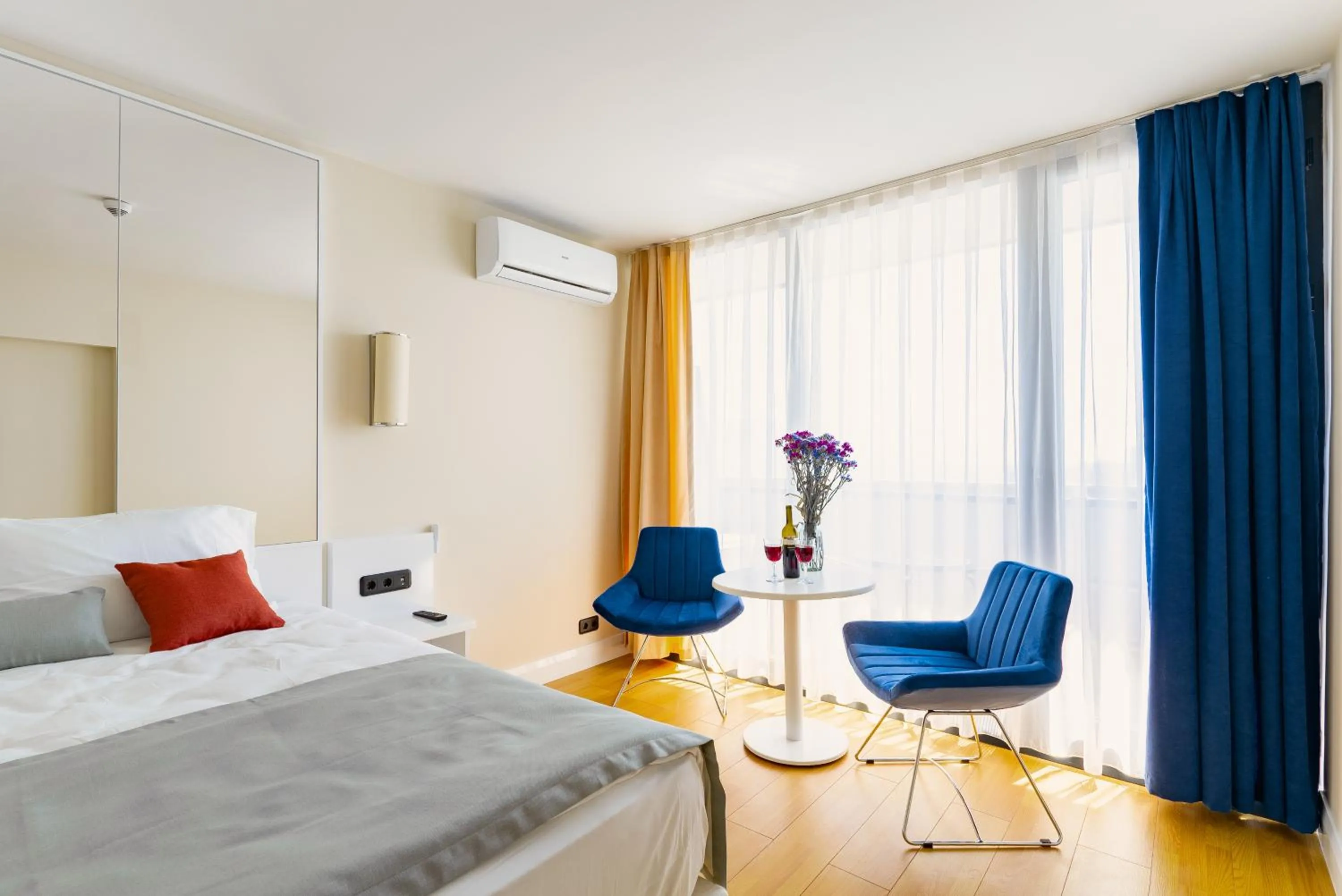 Bed in G-Point City Beach