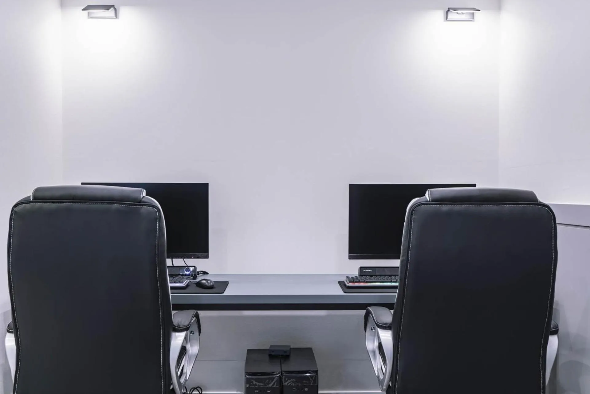 TV and multimedia, Business Area/Conference Room in Pyeongtaek Godeok Rich Stay Hotel