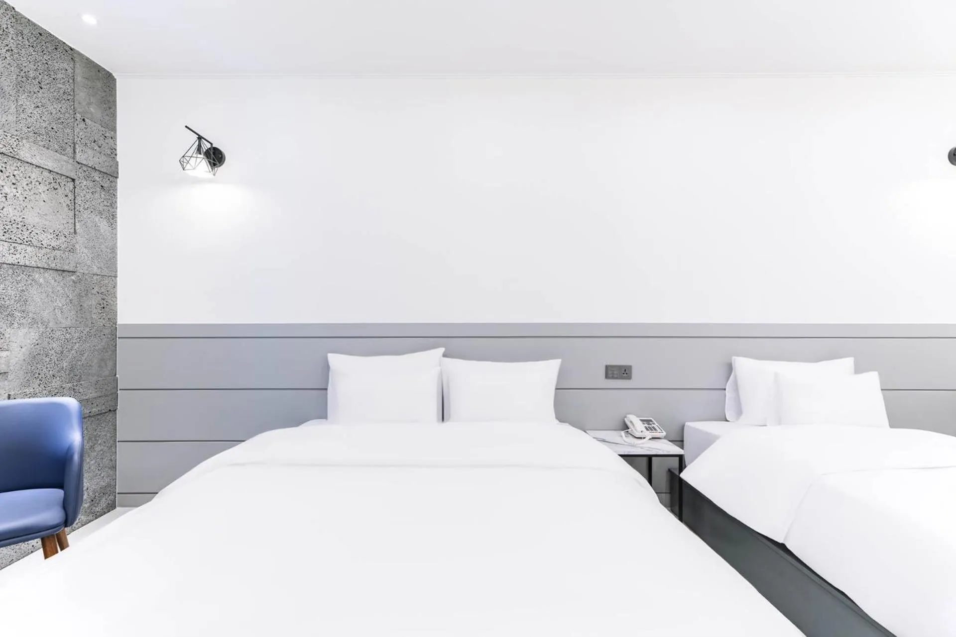 Photo of the whole room in Pyeongtaek Godeok Rich Stay Hotel