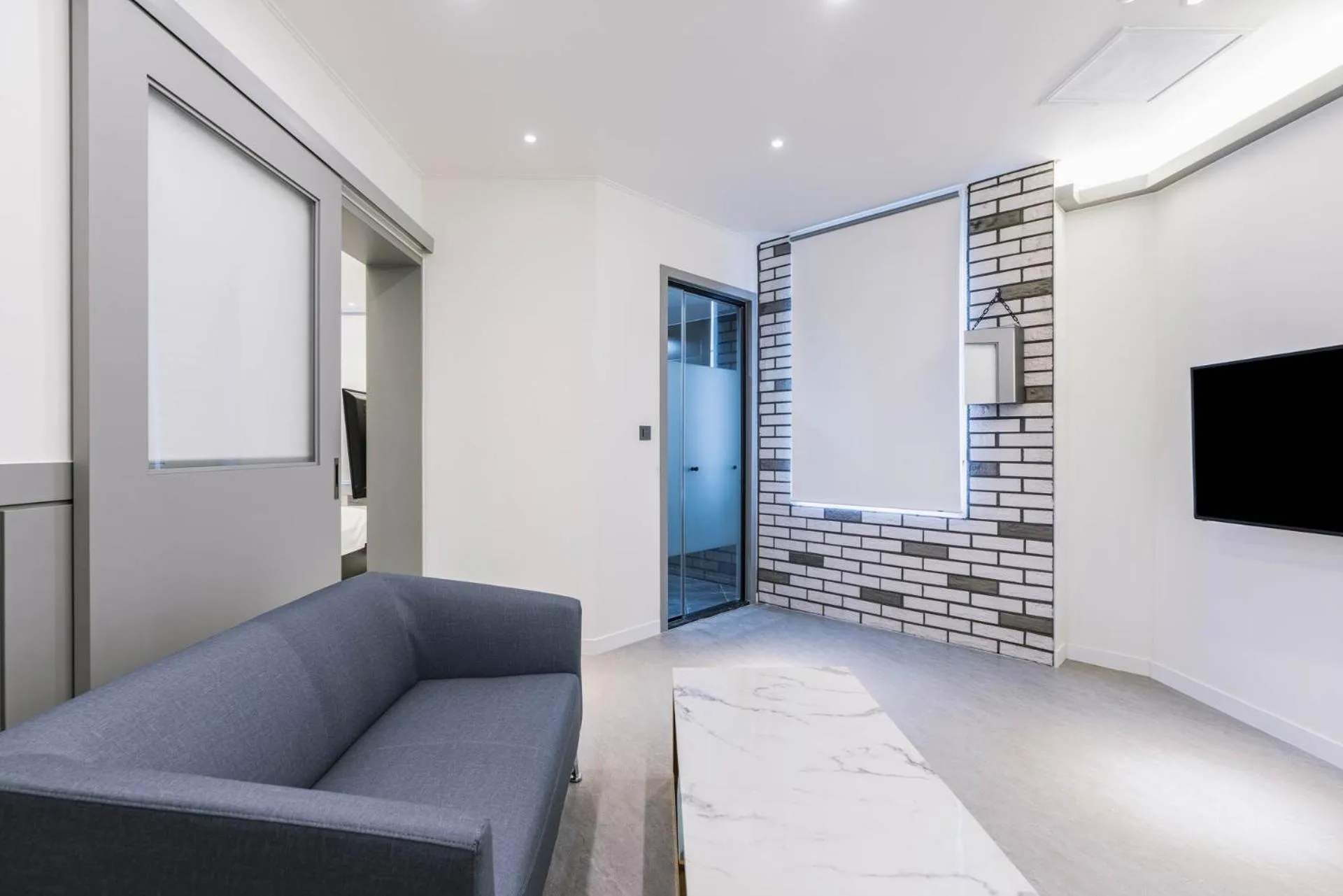 Living room, Seating Area in Pyeongtaek Godeok Rich Stay Hotel