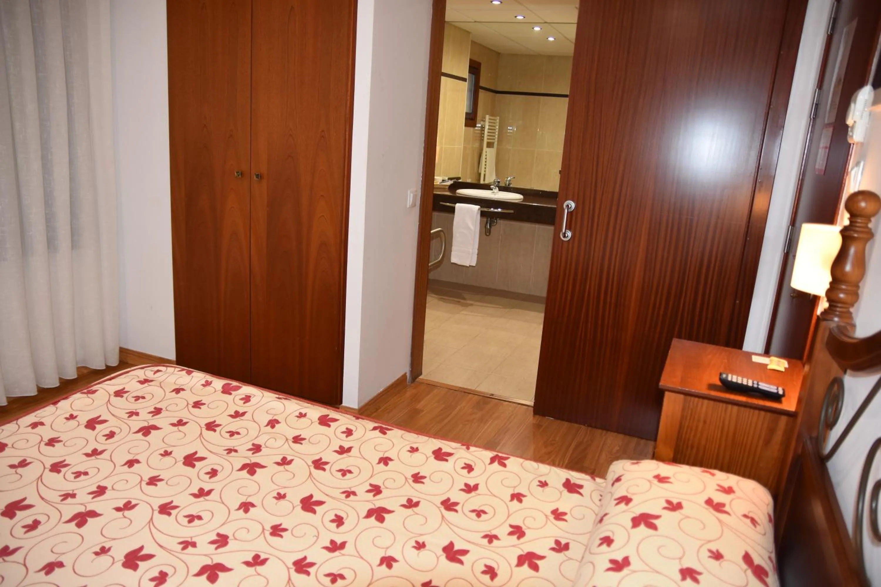 Bed in Aparthotel Tres Caminos