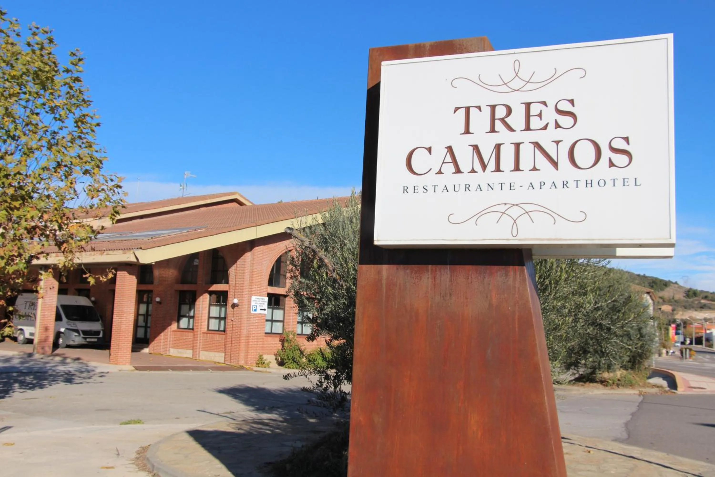 Aparthotel Tres Caminos