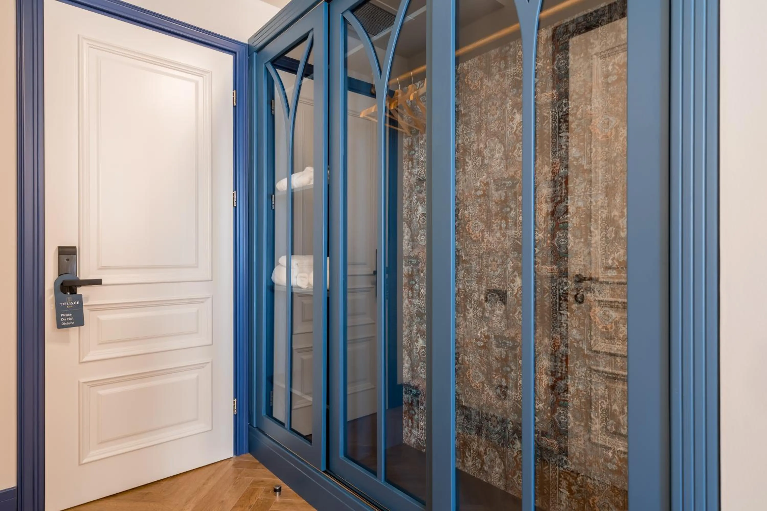 wardrobe in Abanotubani Boutique hotel