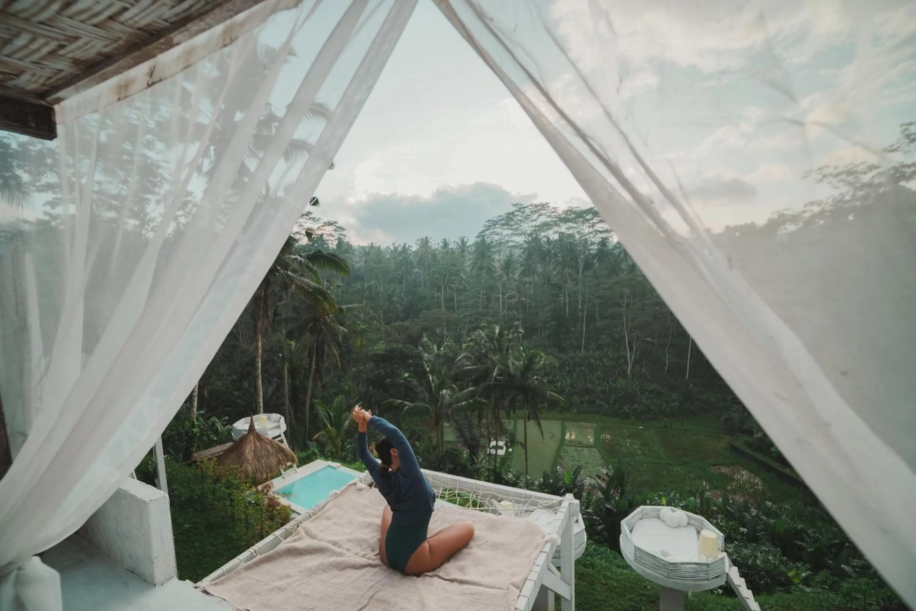 Woywoy Escape Bresela Adults Only