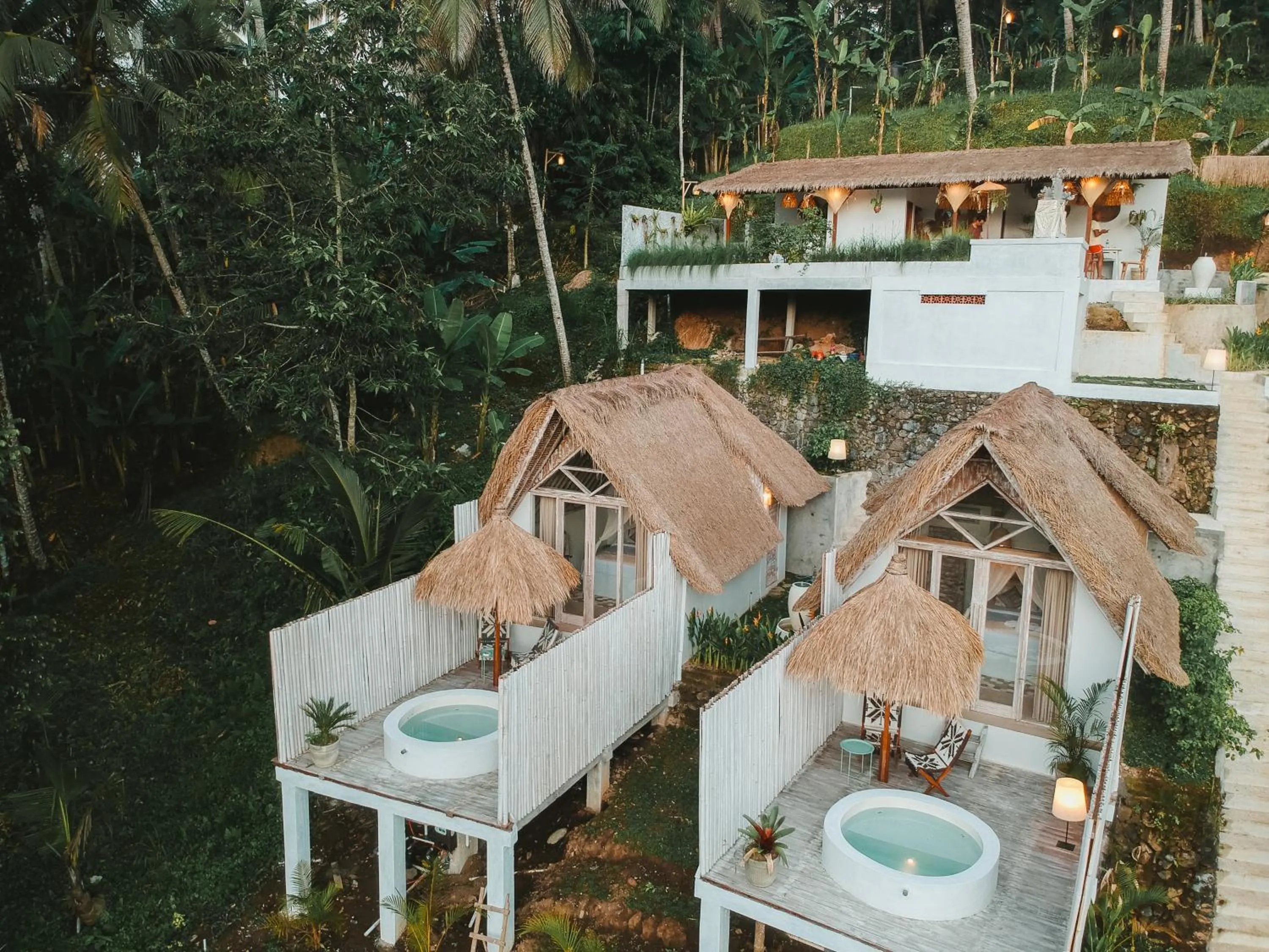 Woywoy Escape Bresela Adults Only