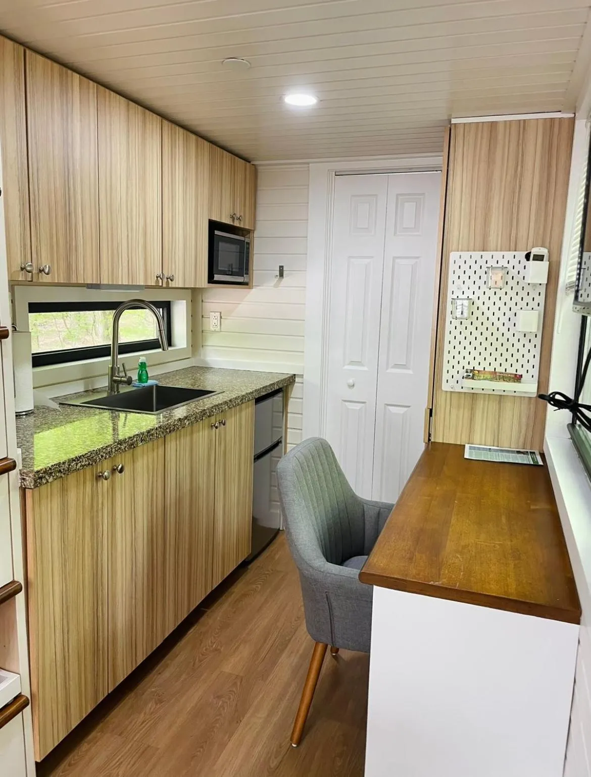 Kitchen or kitchenette in Camptel Poconos