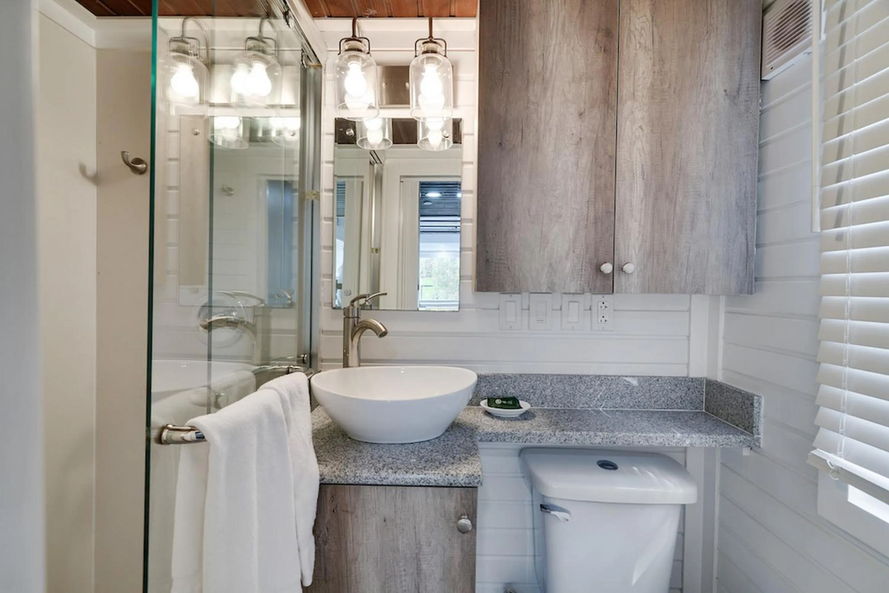 Bathroom in Camptel Poconos