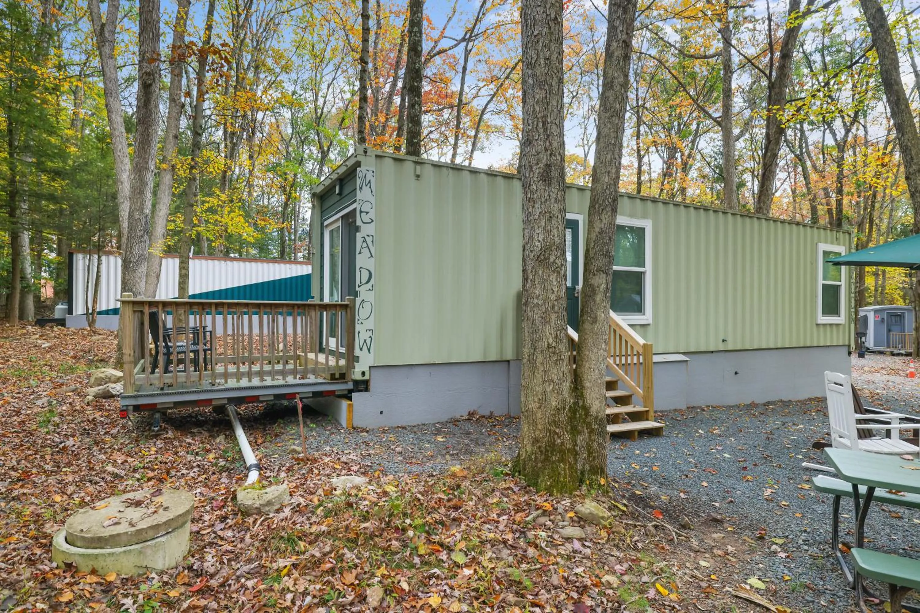 Property building in Camptel Poconos