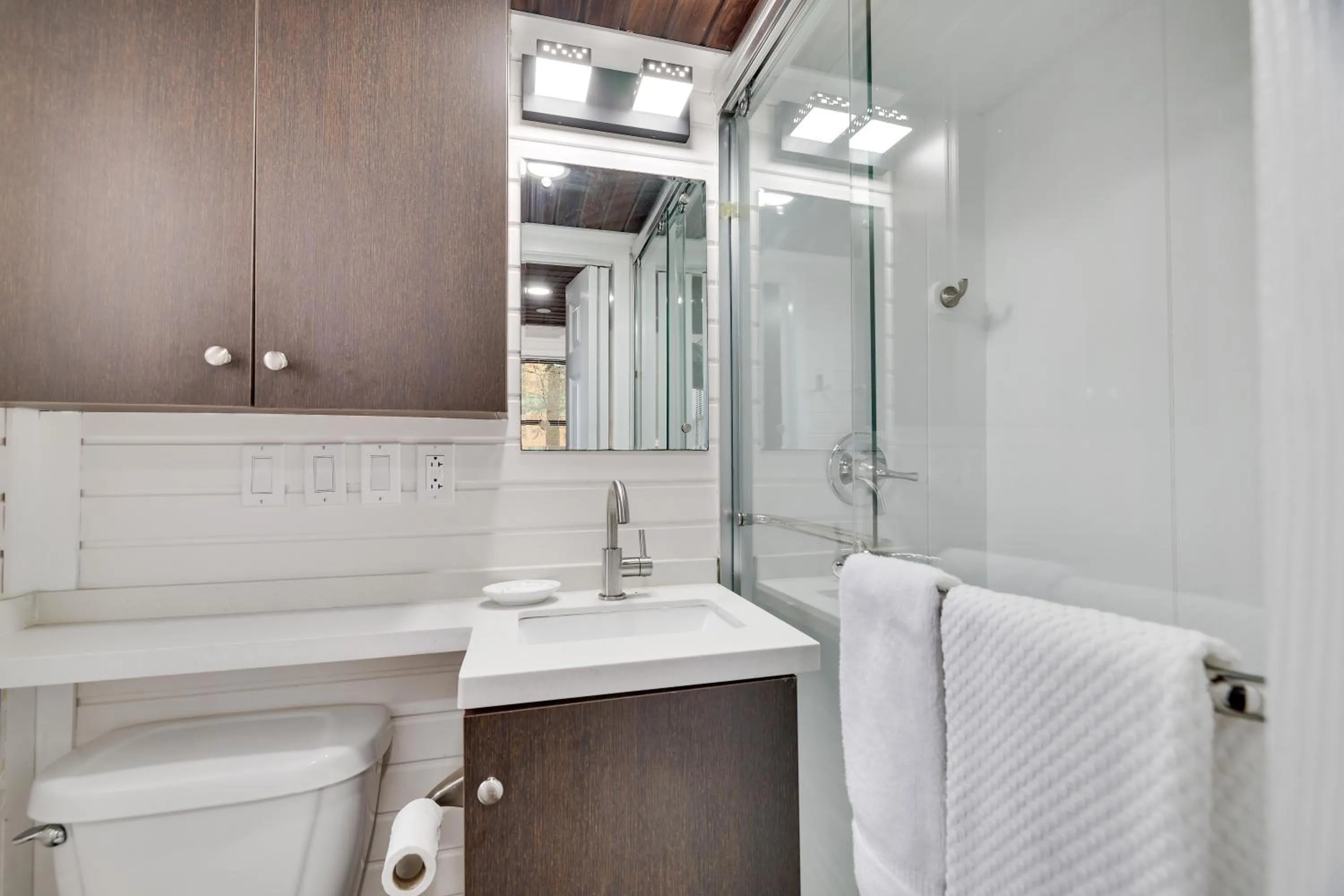 Toilet in Camptel Poconos