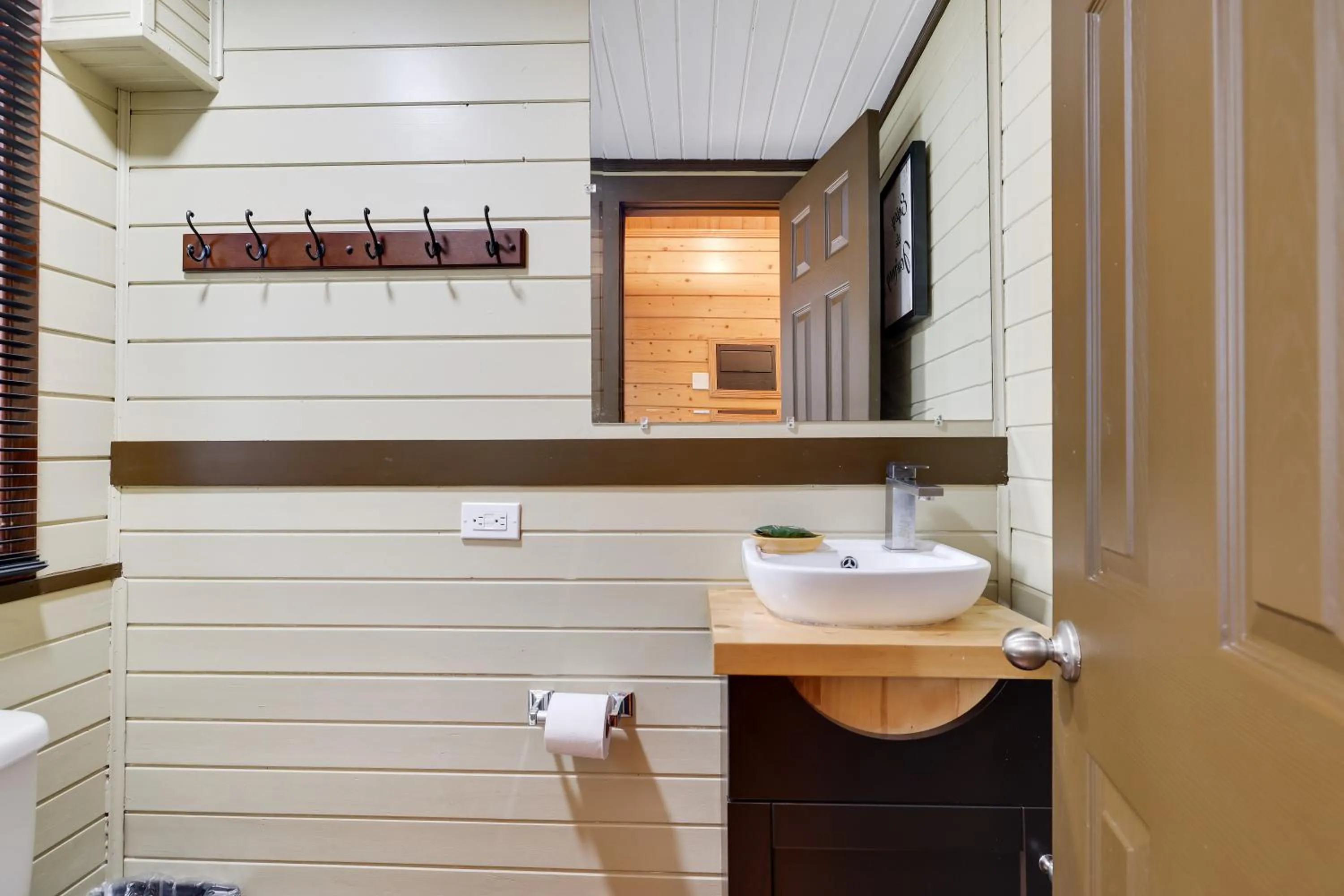 Bathroom in Camptel Poconos