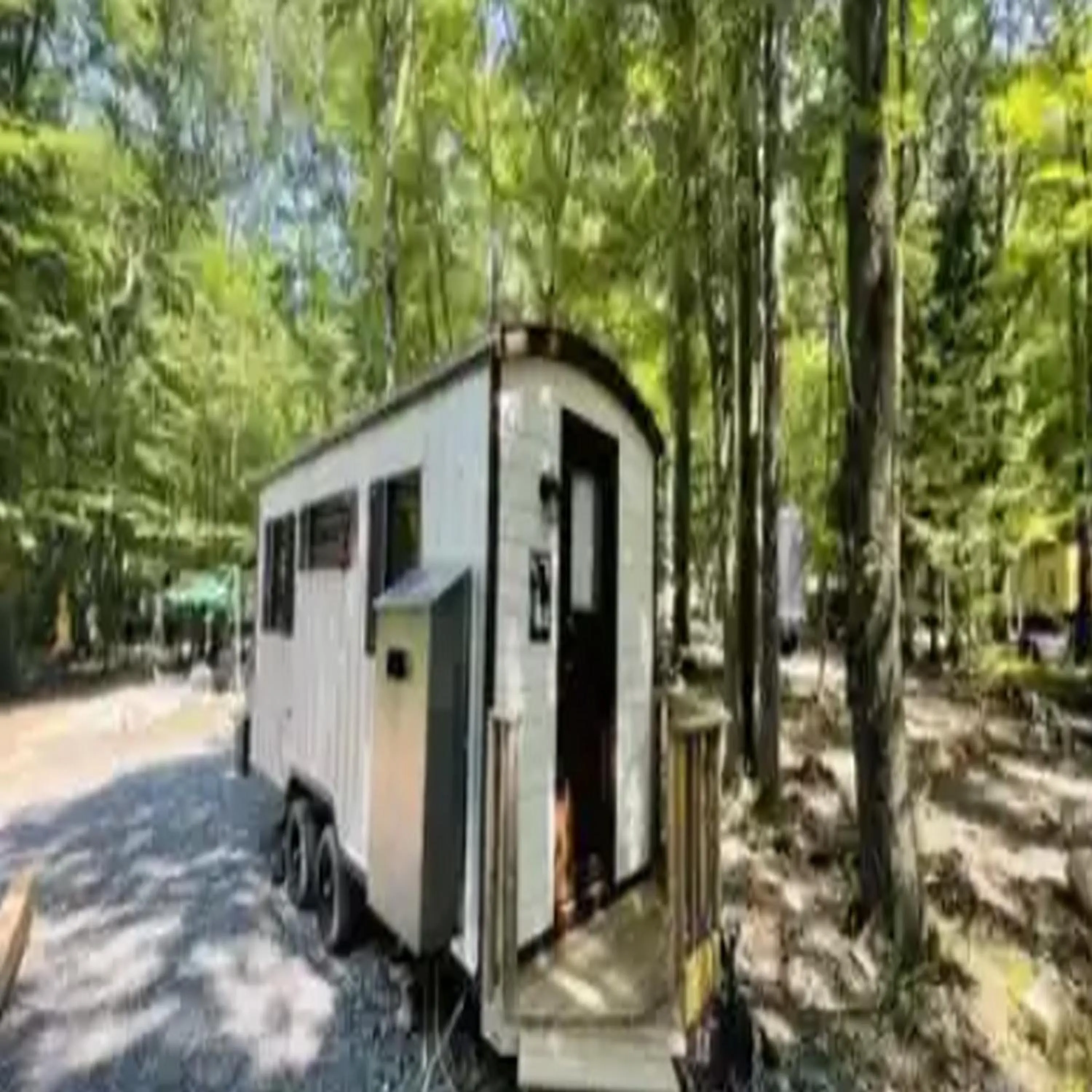 Property building in Camptel Poconos