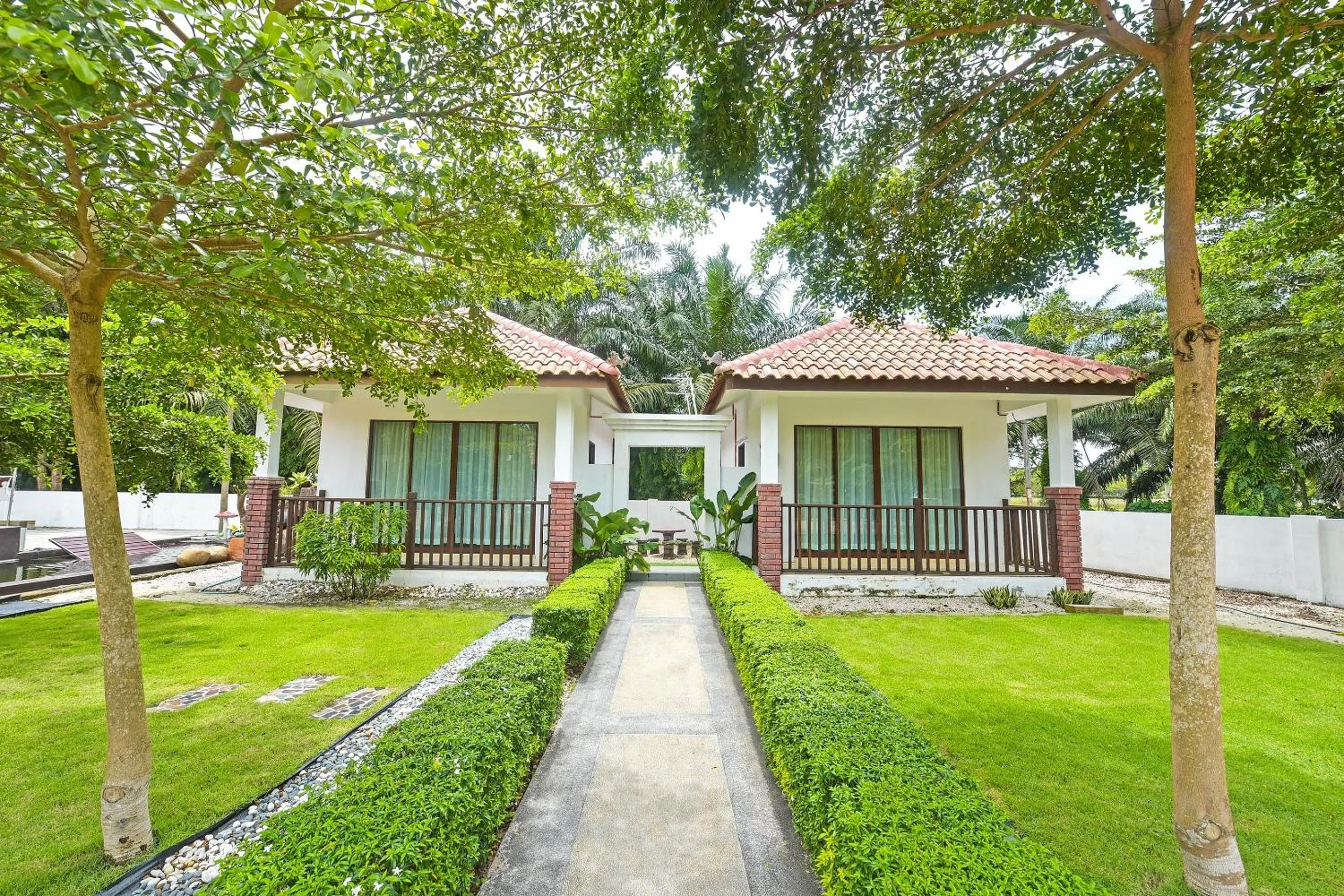 Facade/entrance in Hotel O Jentayu Homestay Pontian