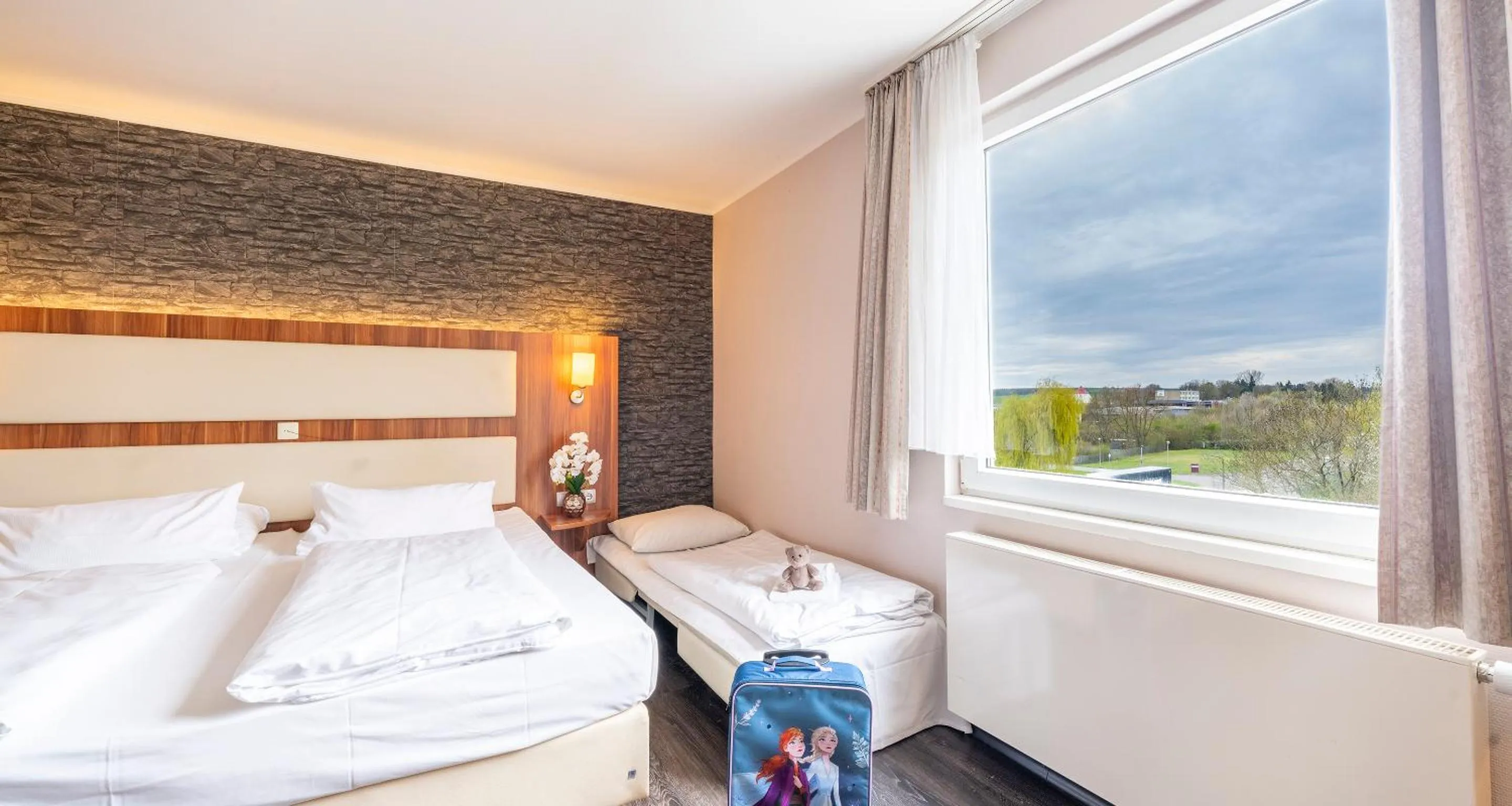 Bed in Best Western Plaza Hotel Zwickau