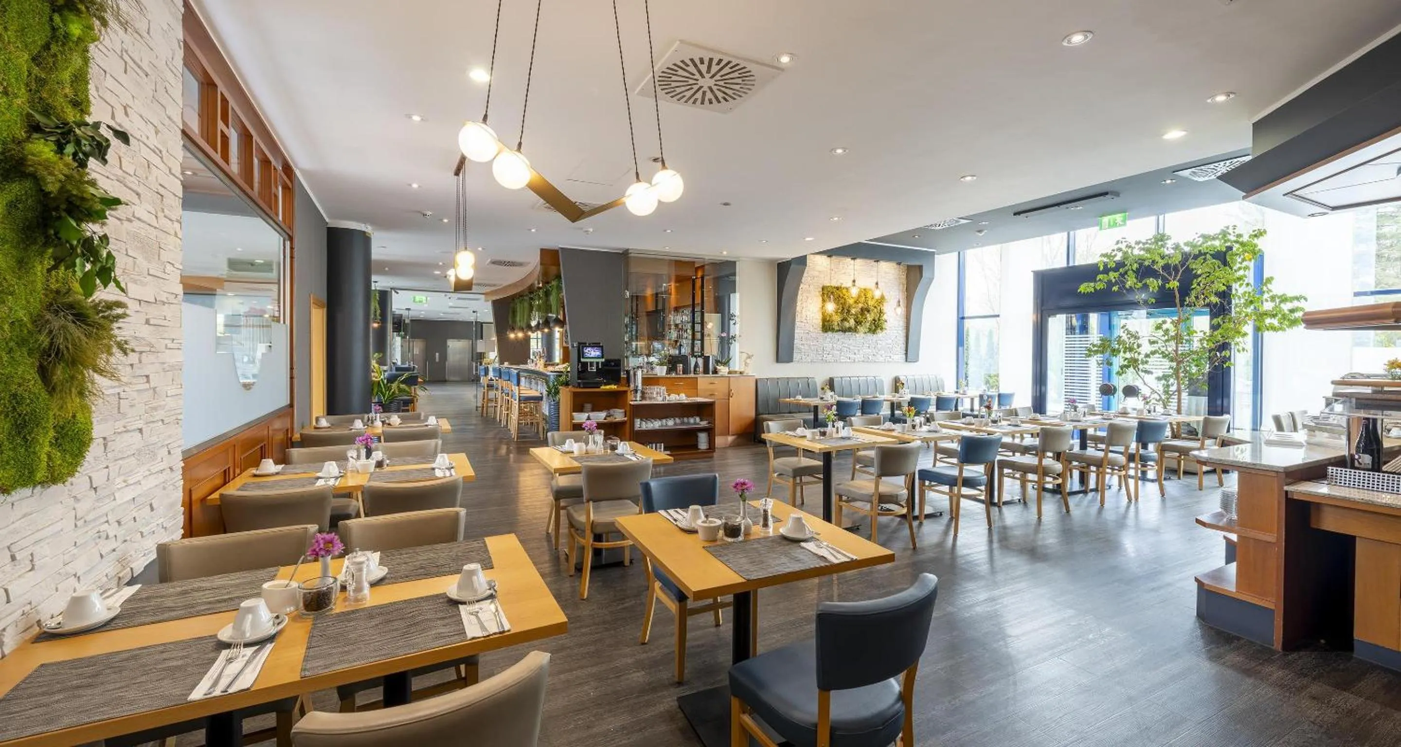 Breakfast in Best Western Plaza Hotel Zwickau