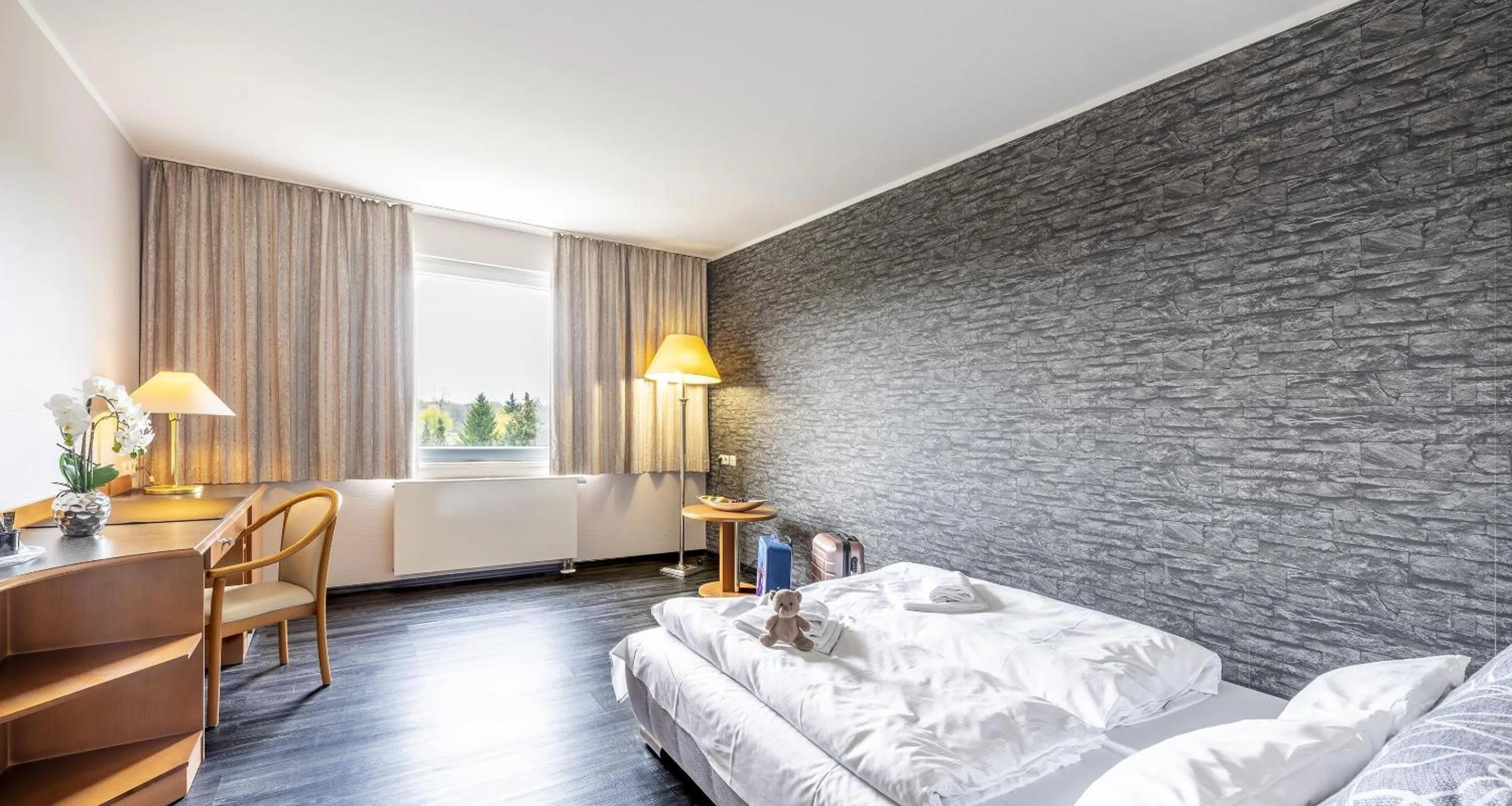 Photo of the whole room, Bed in Best Western Plaza Hotel Zwickau