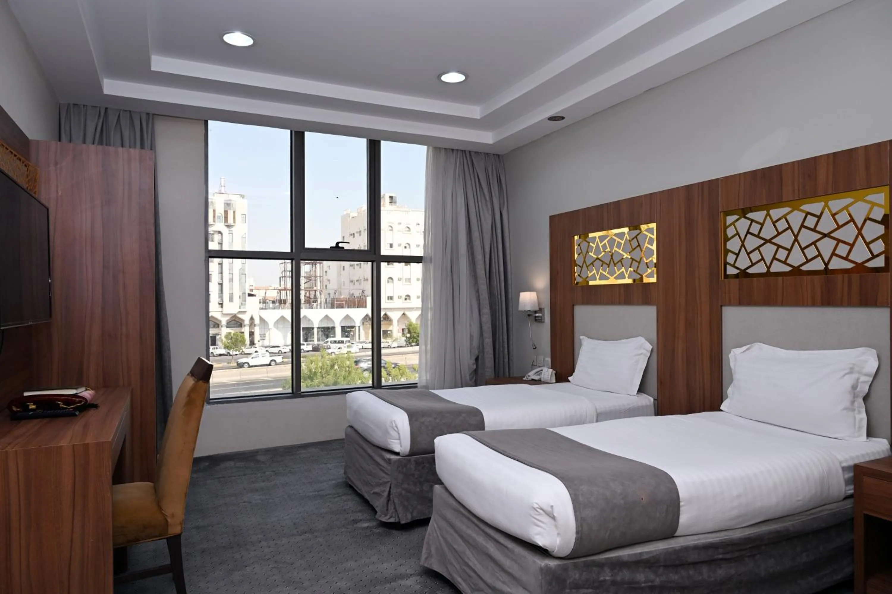 Salsbil Almasi Hotel