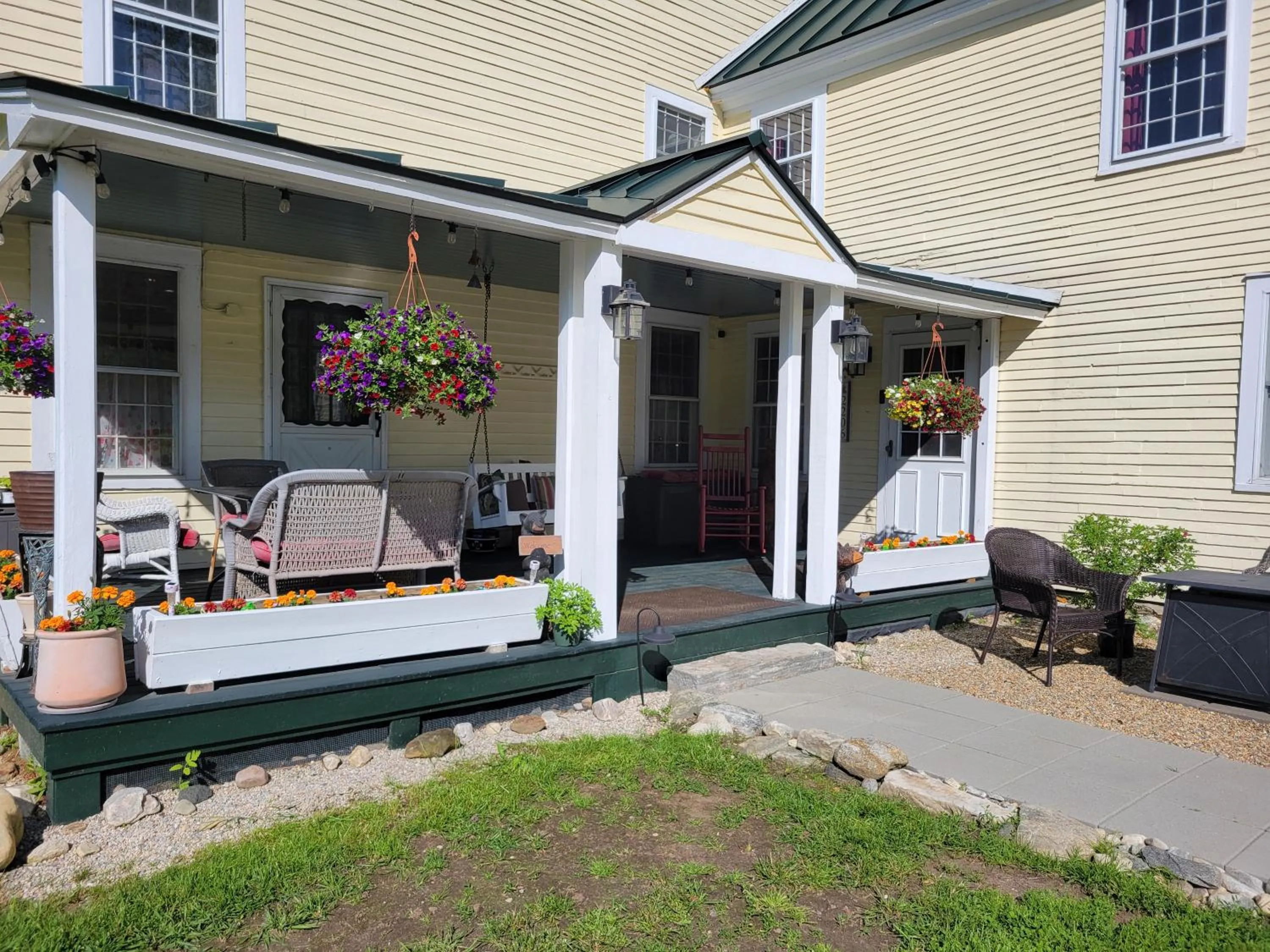 Property building in Franklyn Farm Inn