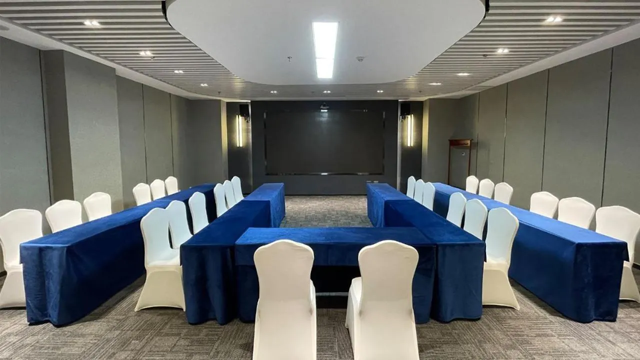 Meeting/conference room in Beijing Jingyi Hotel
