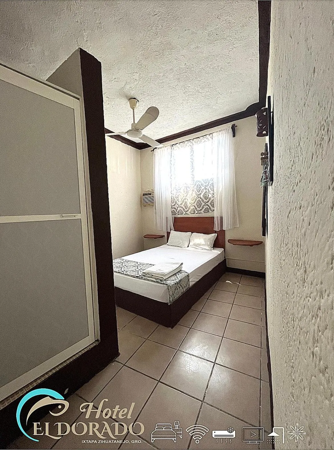 Bed in Hotel Familiar El Dorado