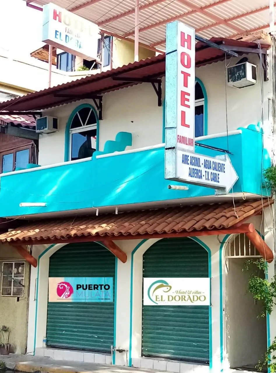 Property building in Hotel Familiar El Dorado