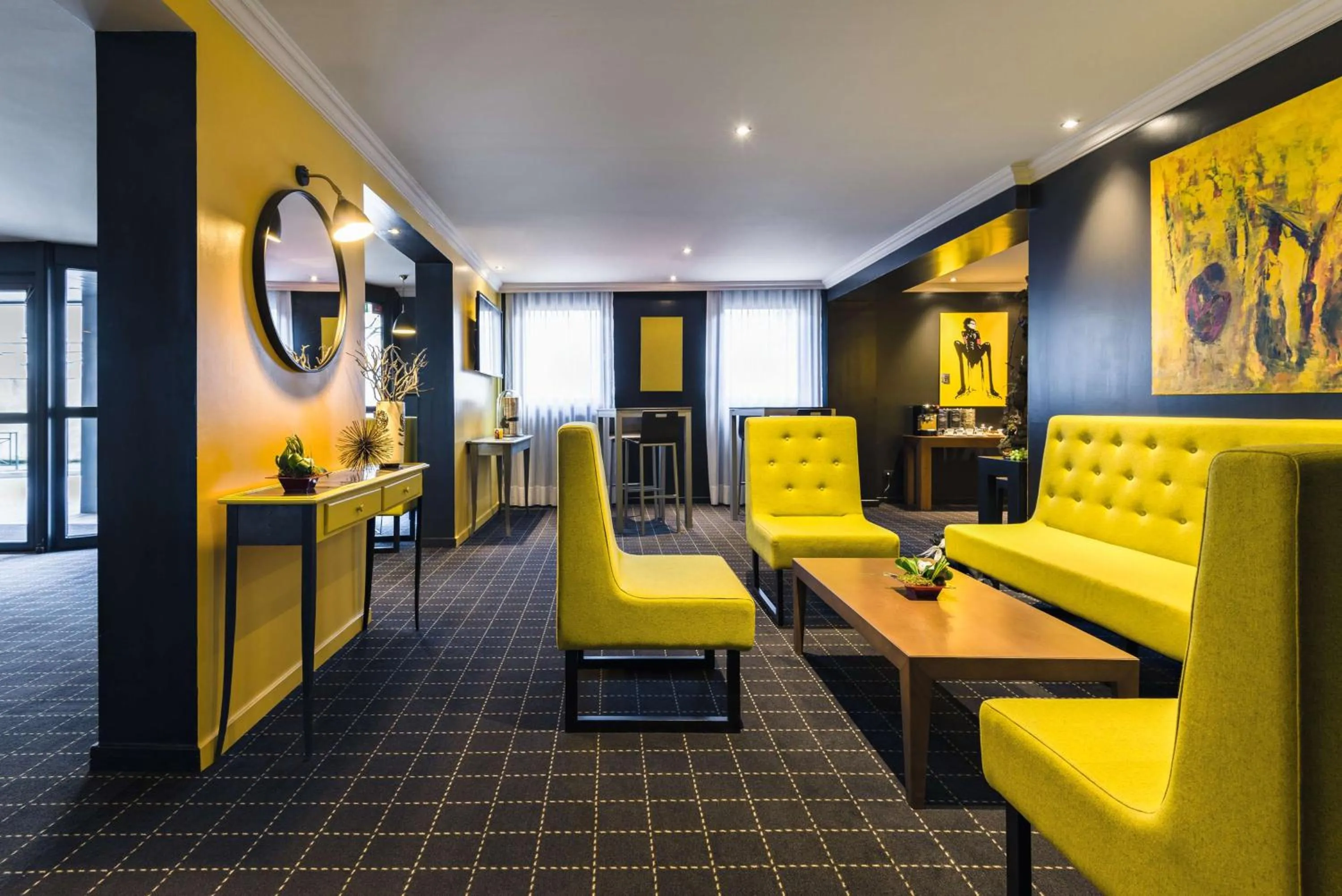 Lobby or reception in Best Western Hotel Atrium Valence