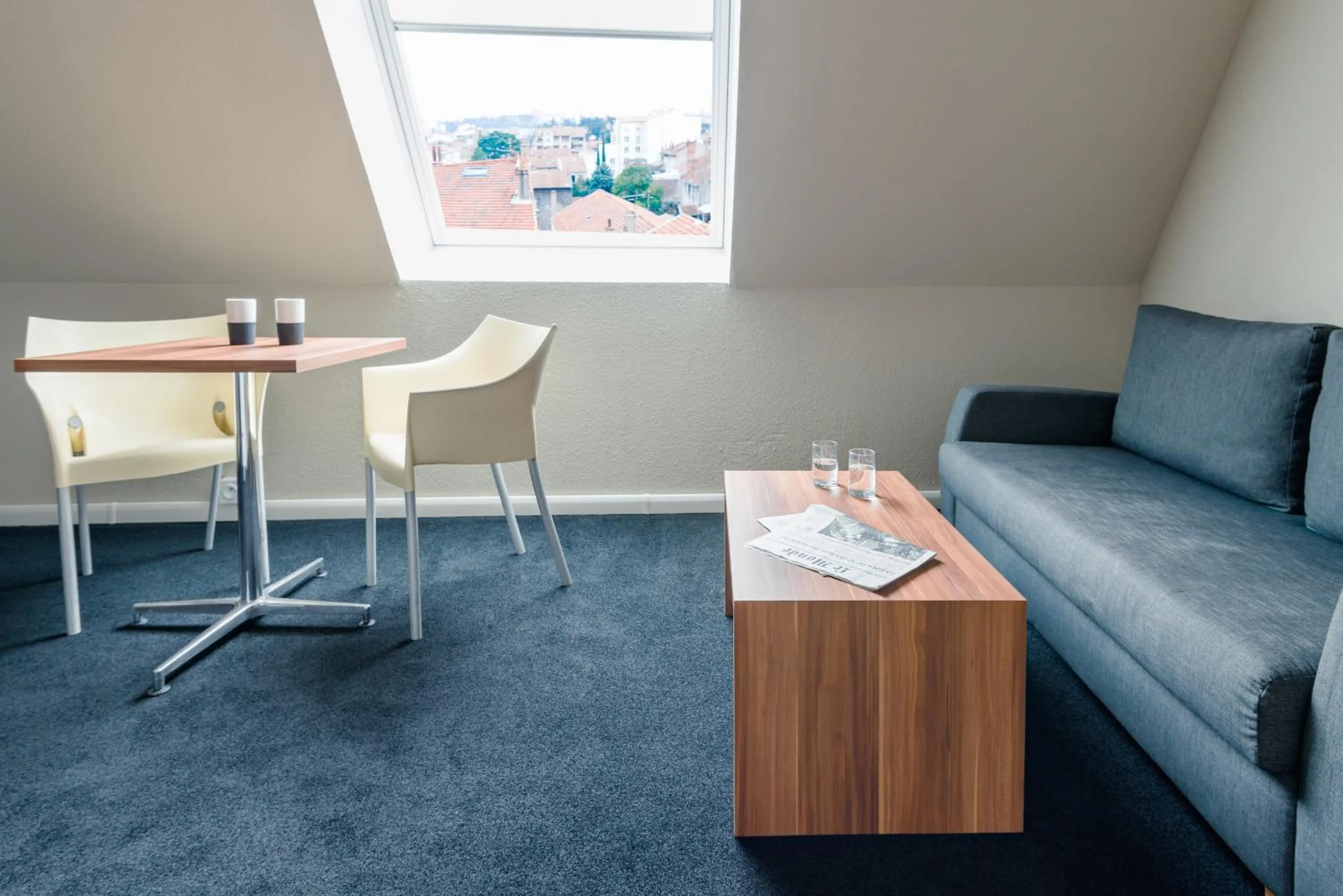 Living room in Best Western Hotel Atrium Valence