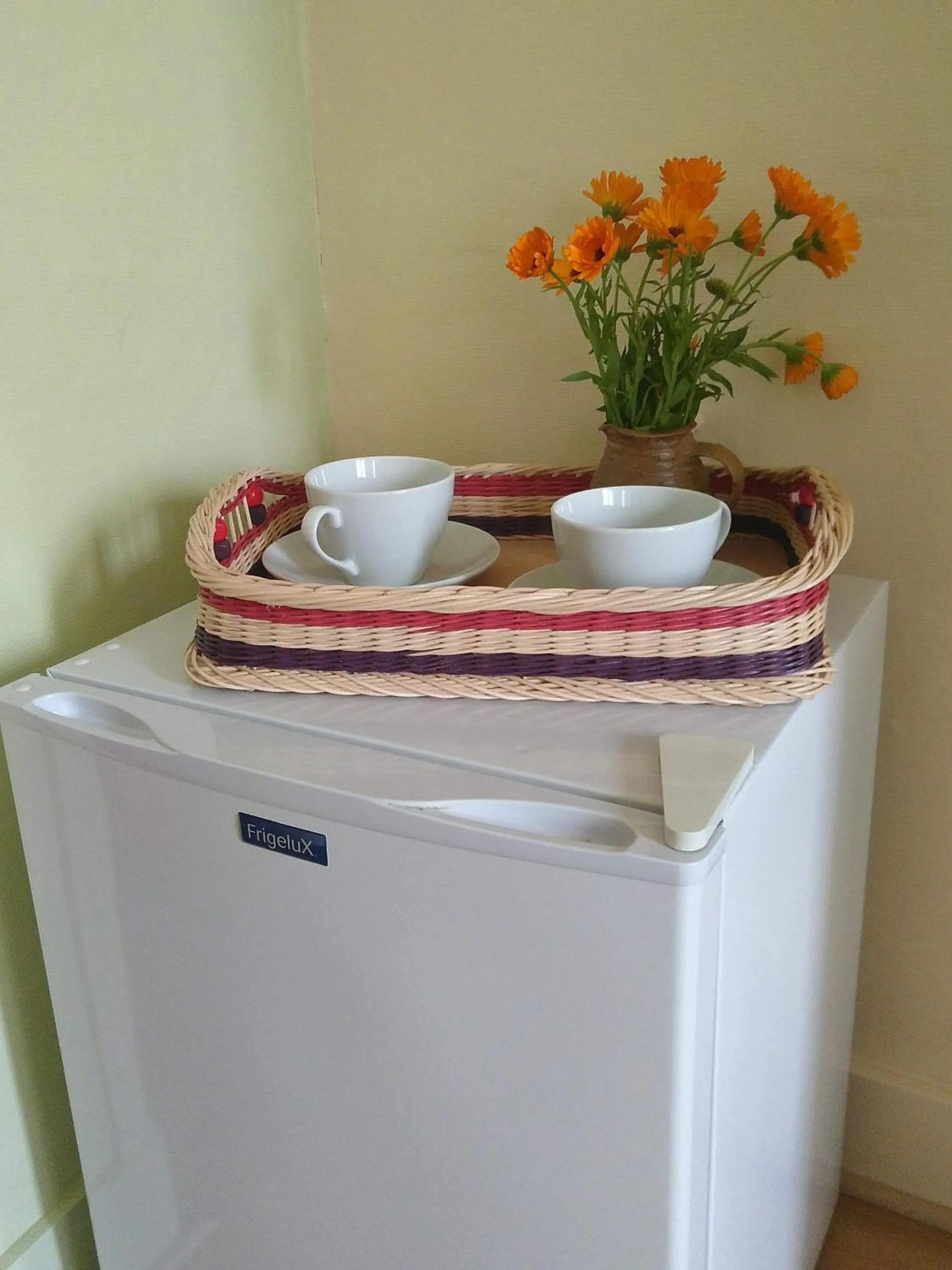 Coffee/tea facilities in Entre Meuse et forêt