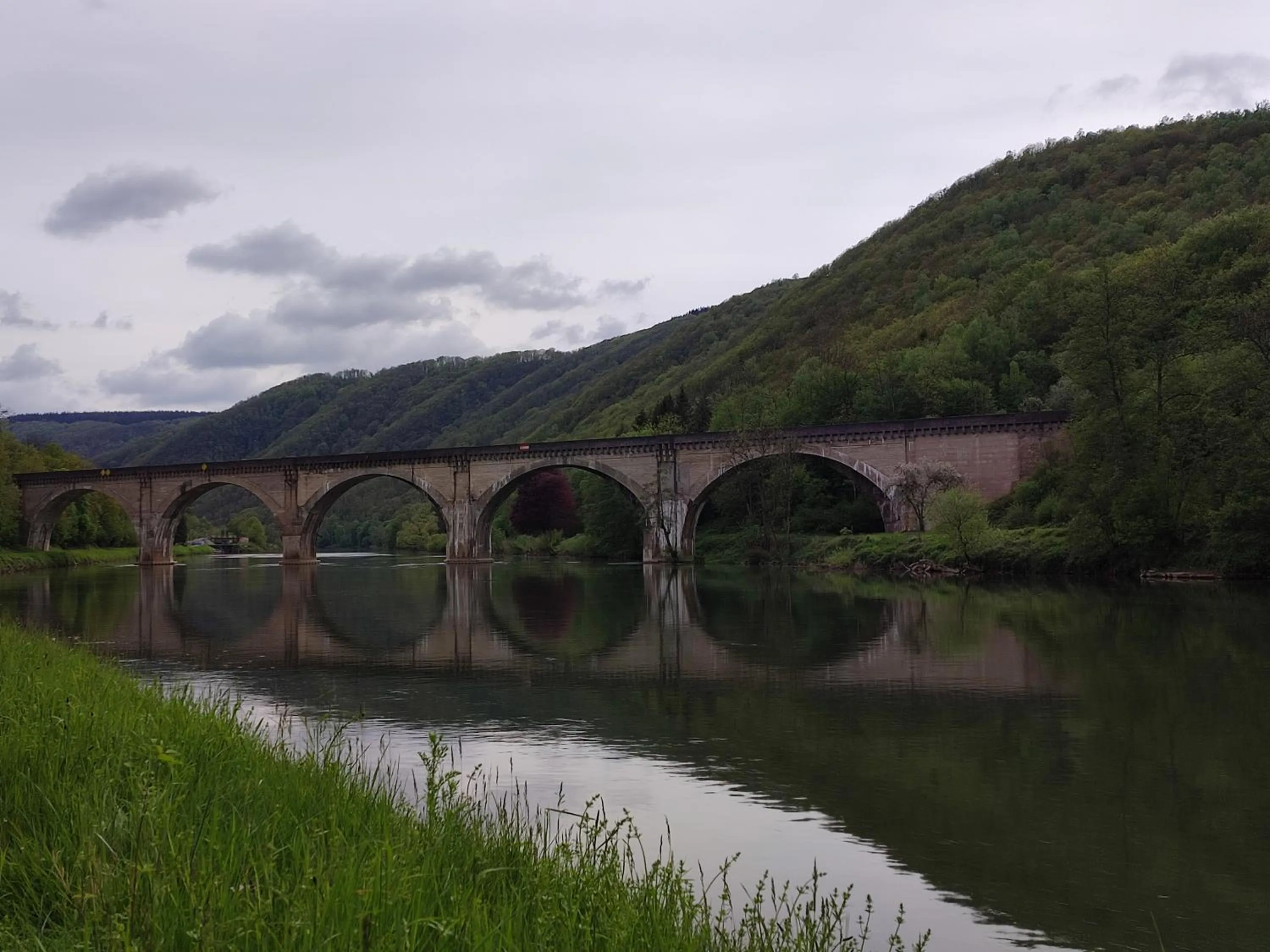 Nearby landmark in Entre Meuse et forêt