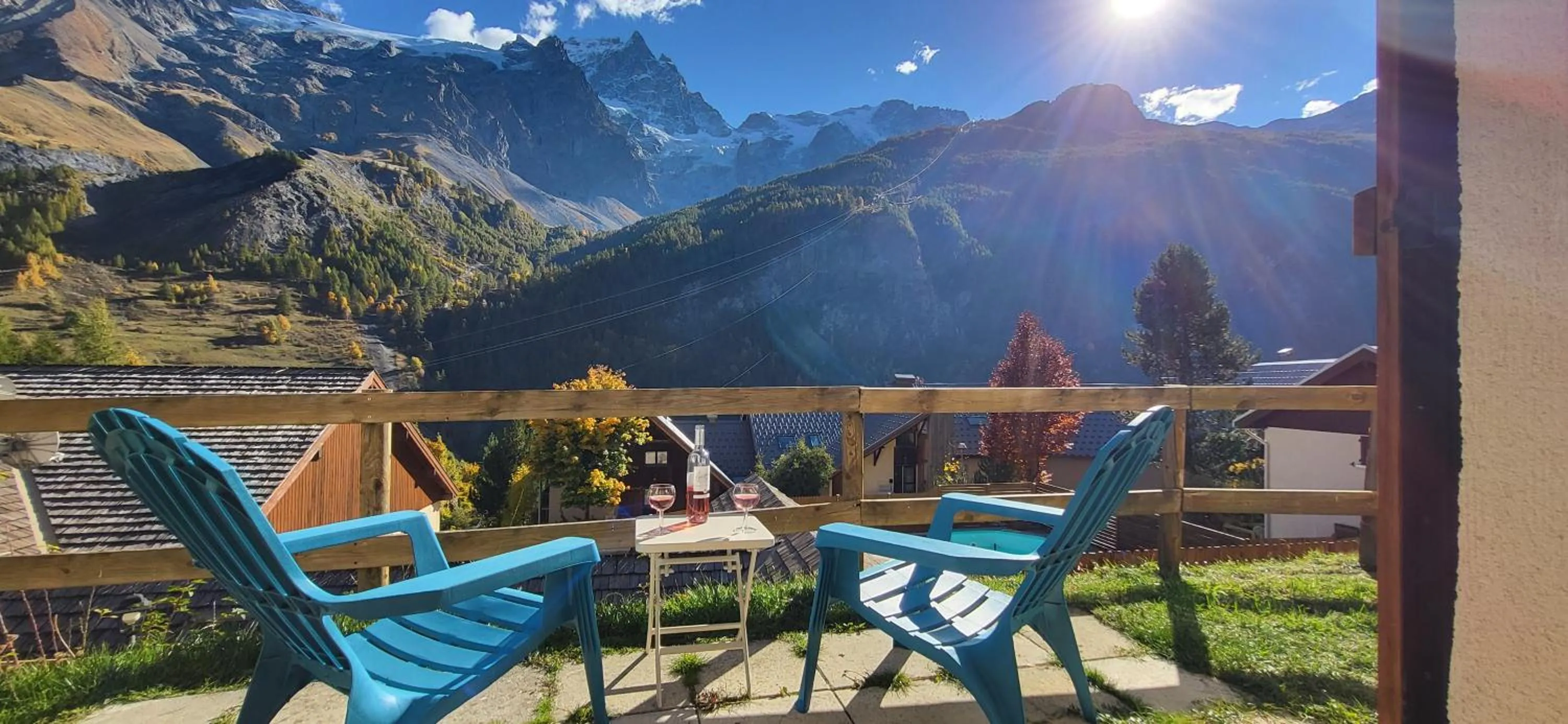 Patio in Panoramic Village - Locations vue Glaciers - Chez Philippe