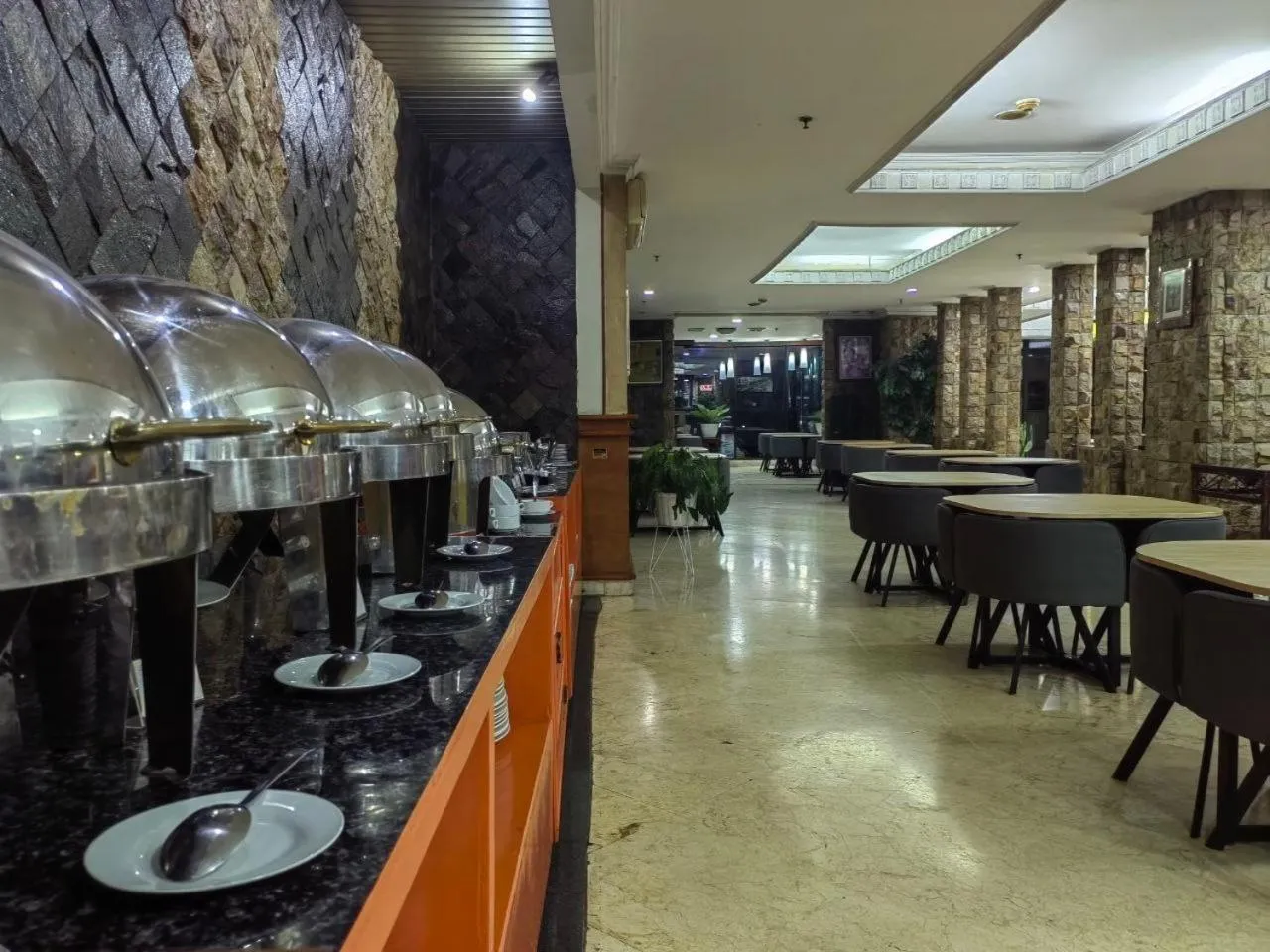 Restaurant/places to eat in PIA Hotel Bandung