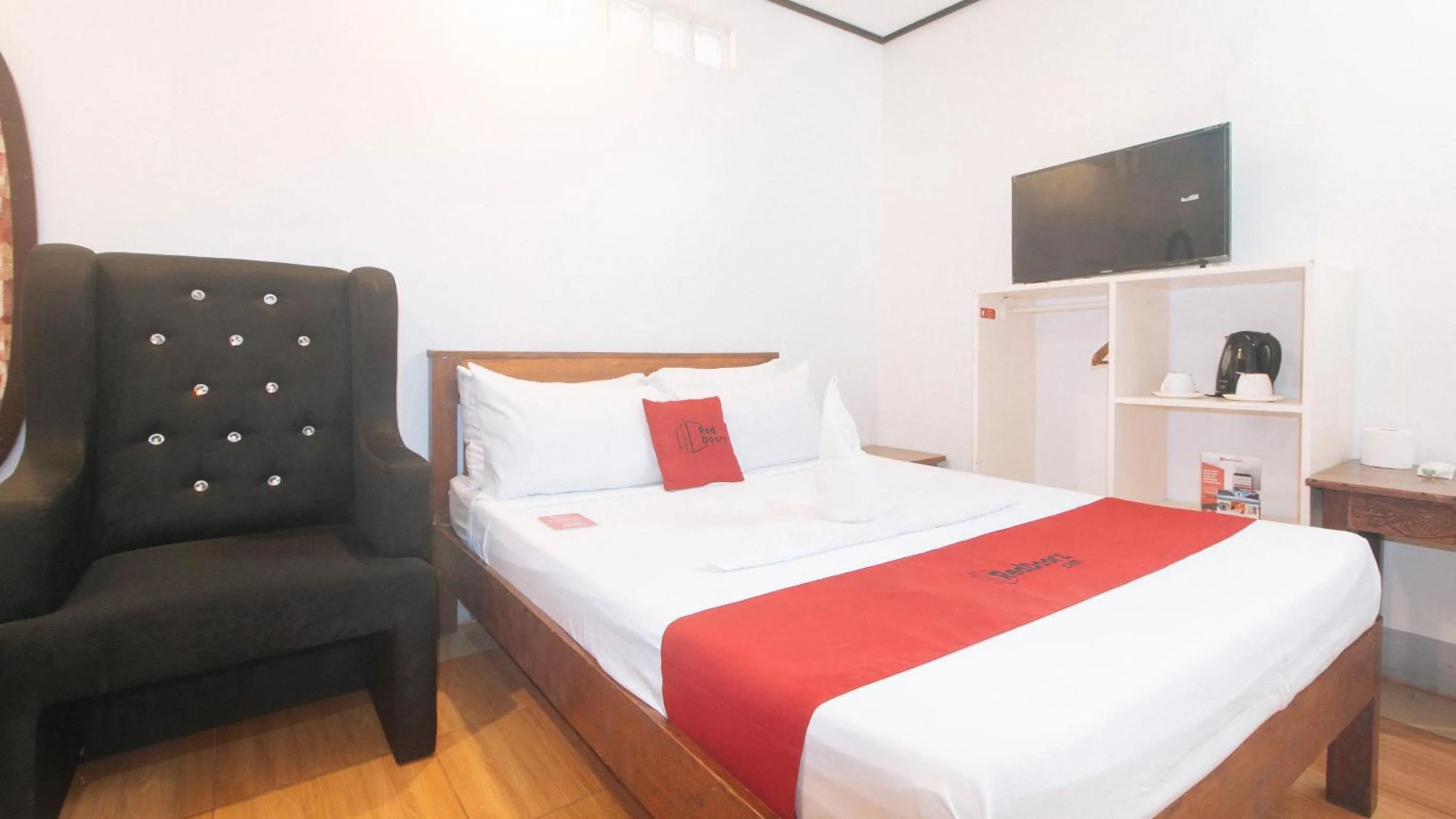 Bed in RedDoorz @ Lualhati Garden Cottage El Nido Palawan