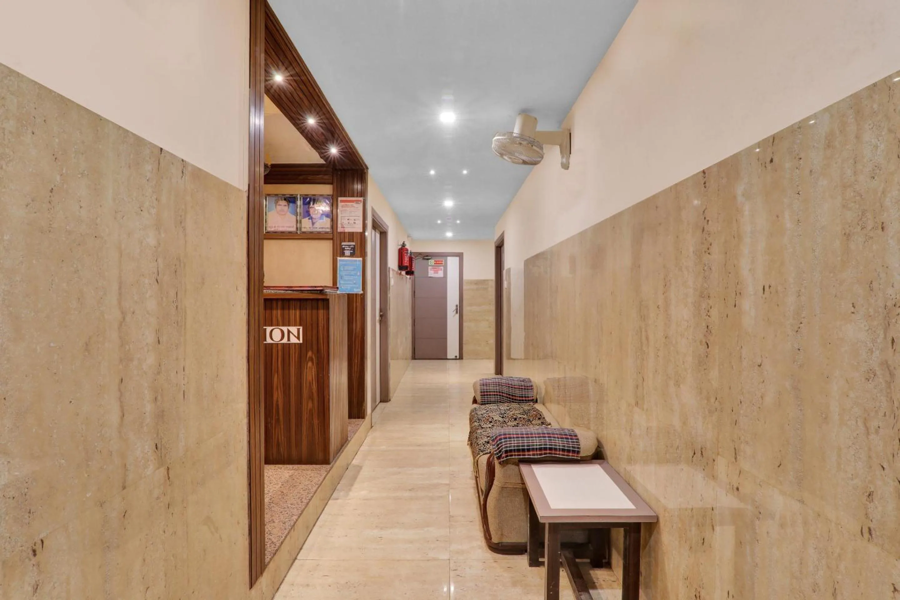 Lobby or reception in Super Hotel O Sada Shiv Guest House