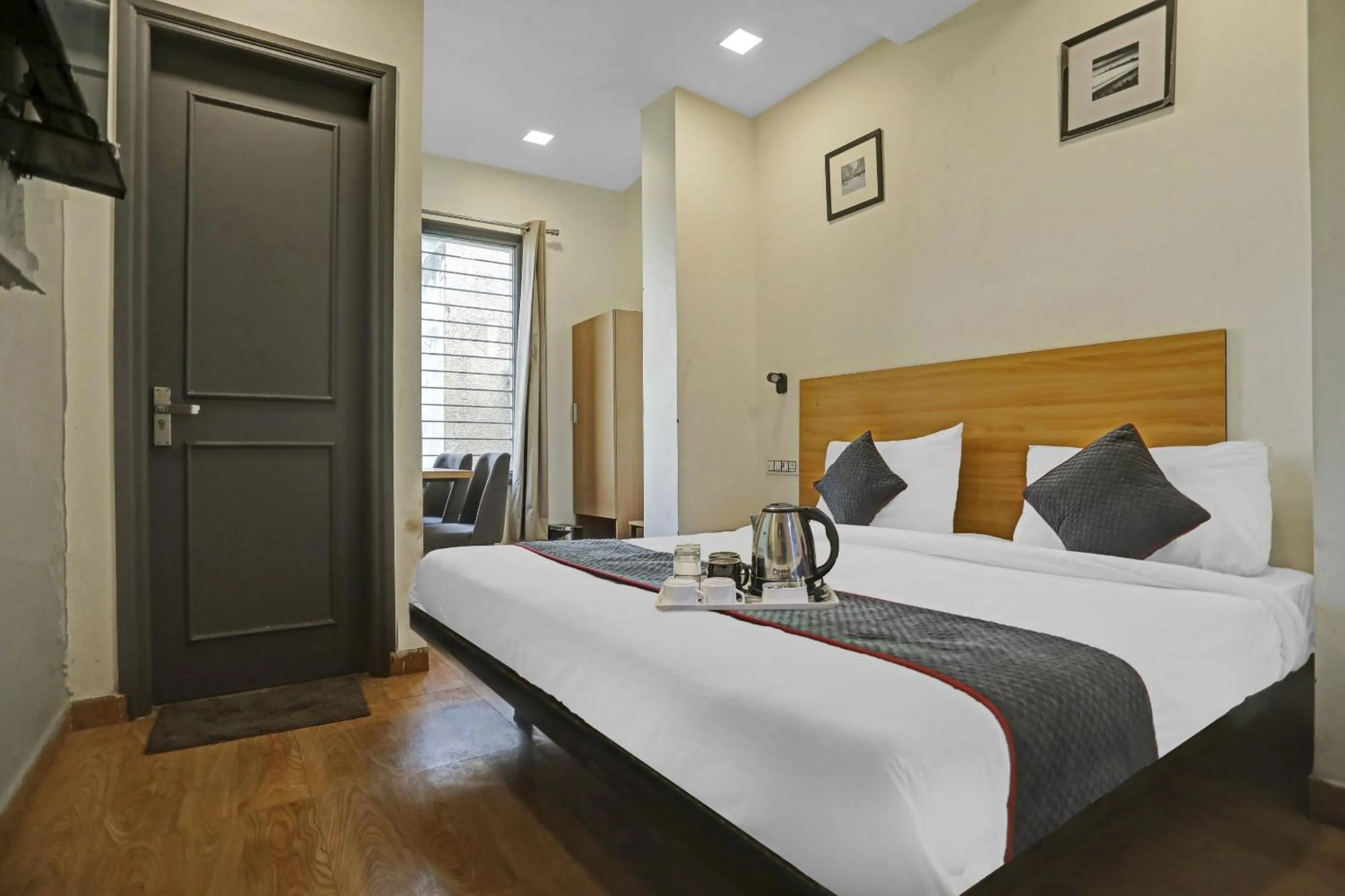 Bedroom, Bed in Super Townhouse Mannat Rohini 16