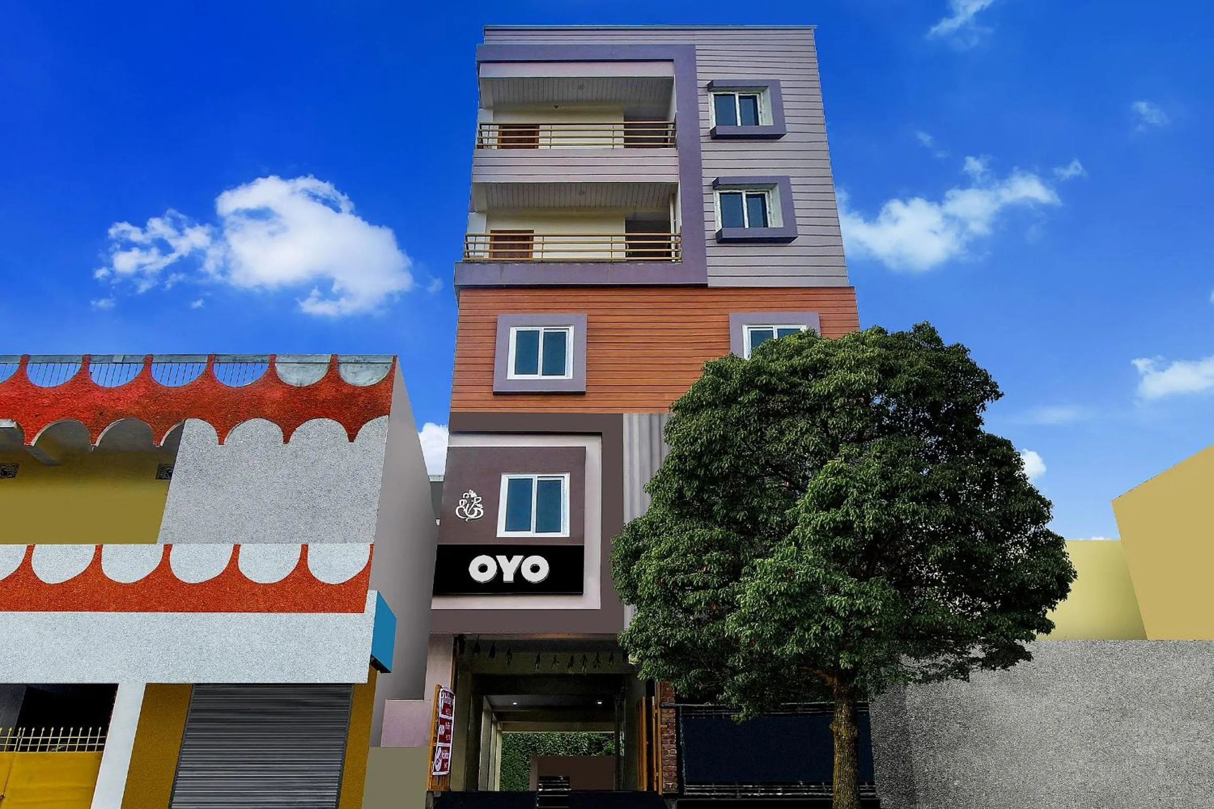 Facade/entrance in Hotel O Holiday