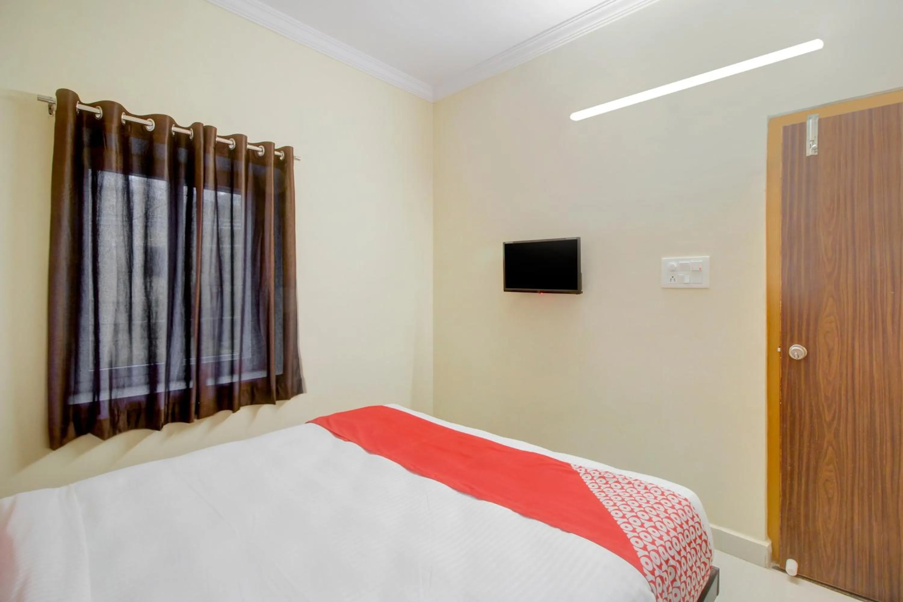 Bedroom in Hotel O Holiday