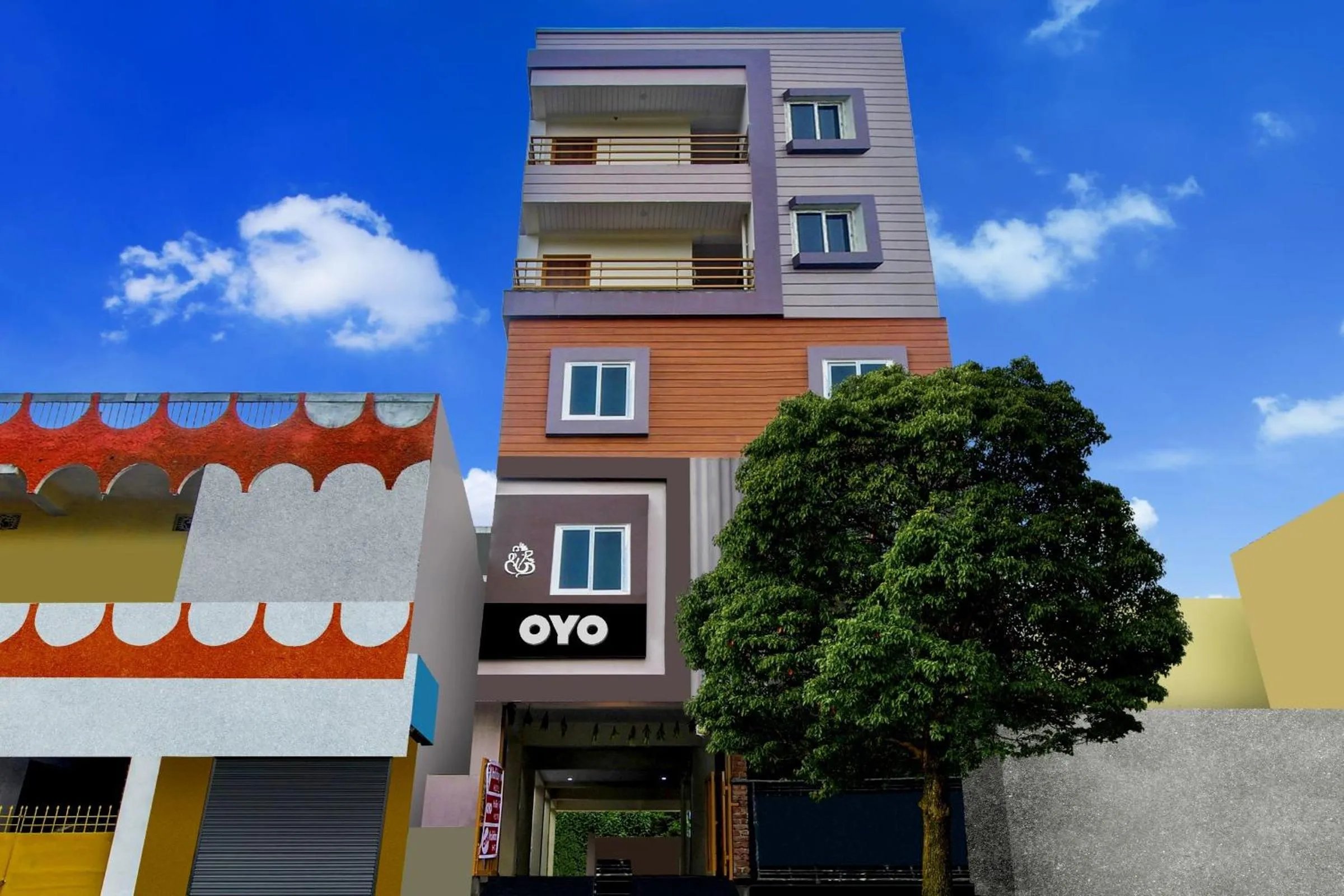 Facade/entrance in Hotel O Holiday