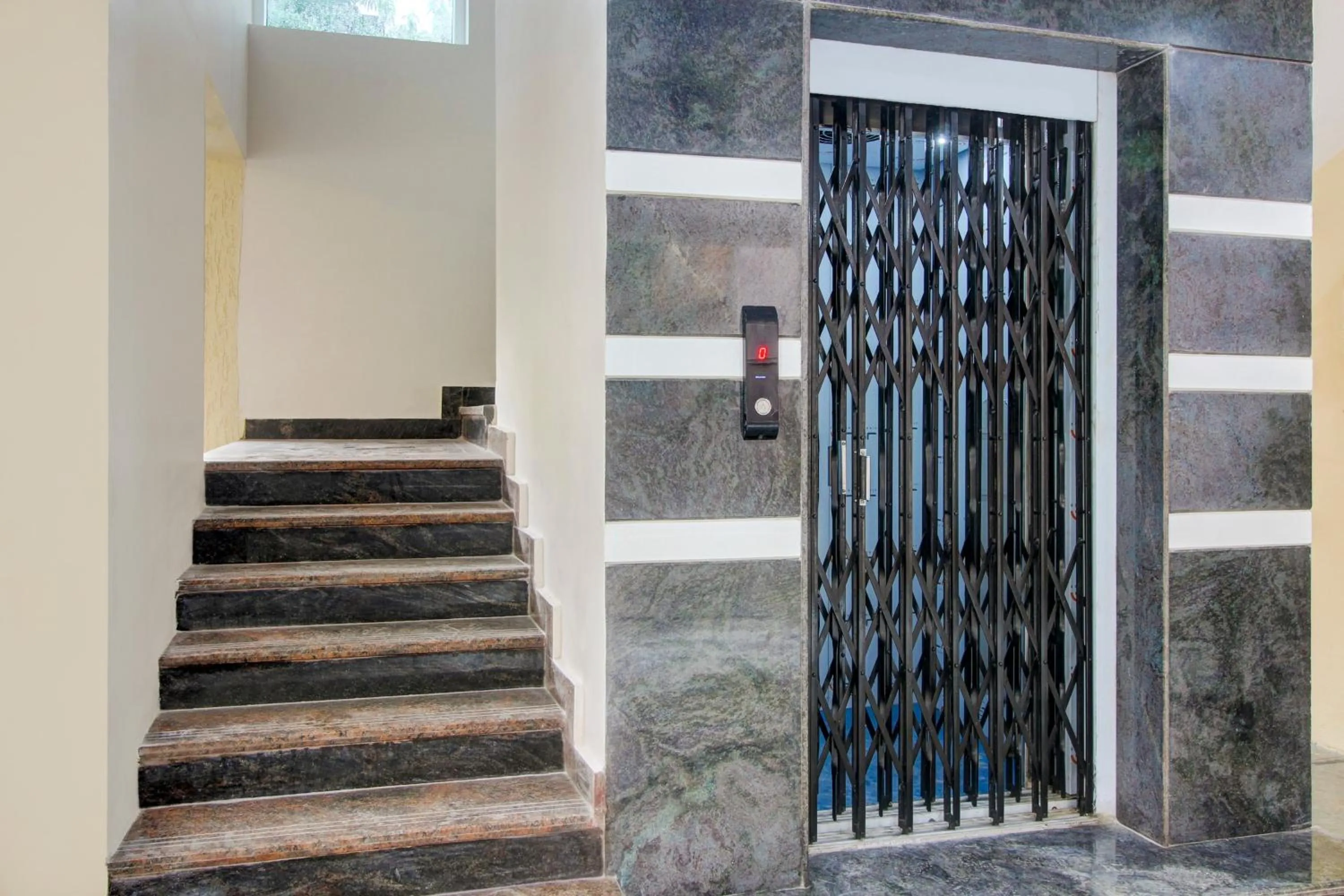 Lobby or reception in Hotel O Holiday