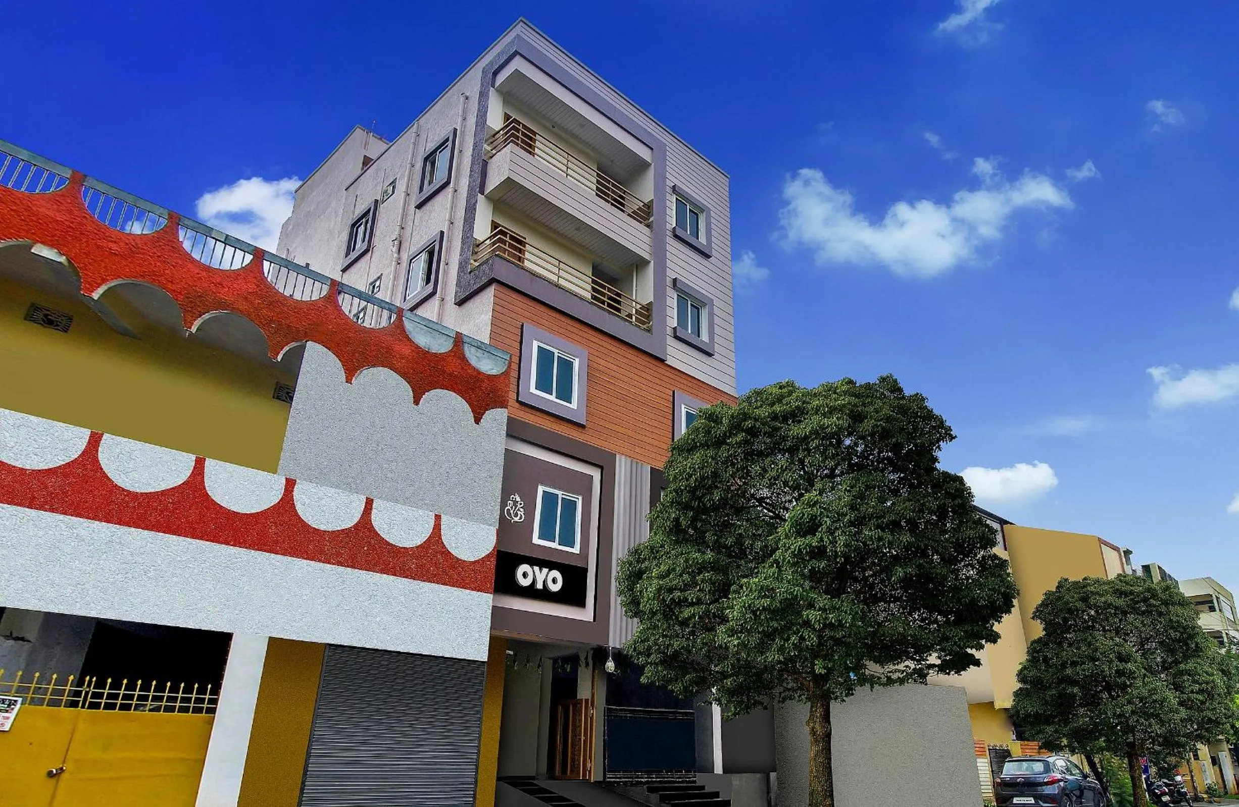 Facade/entrance in Hotel O Holiday