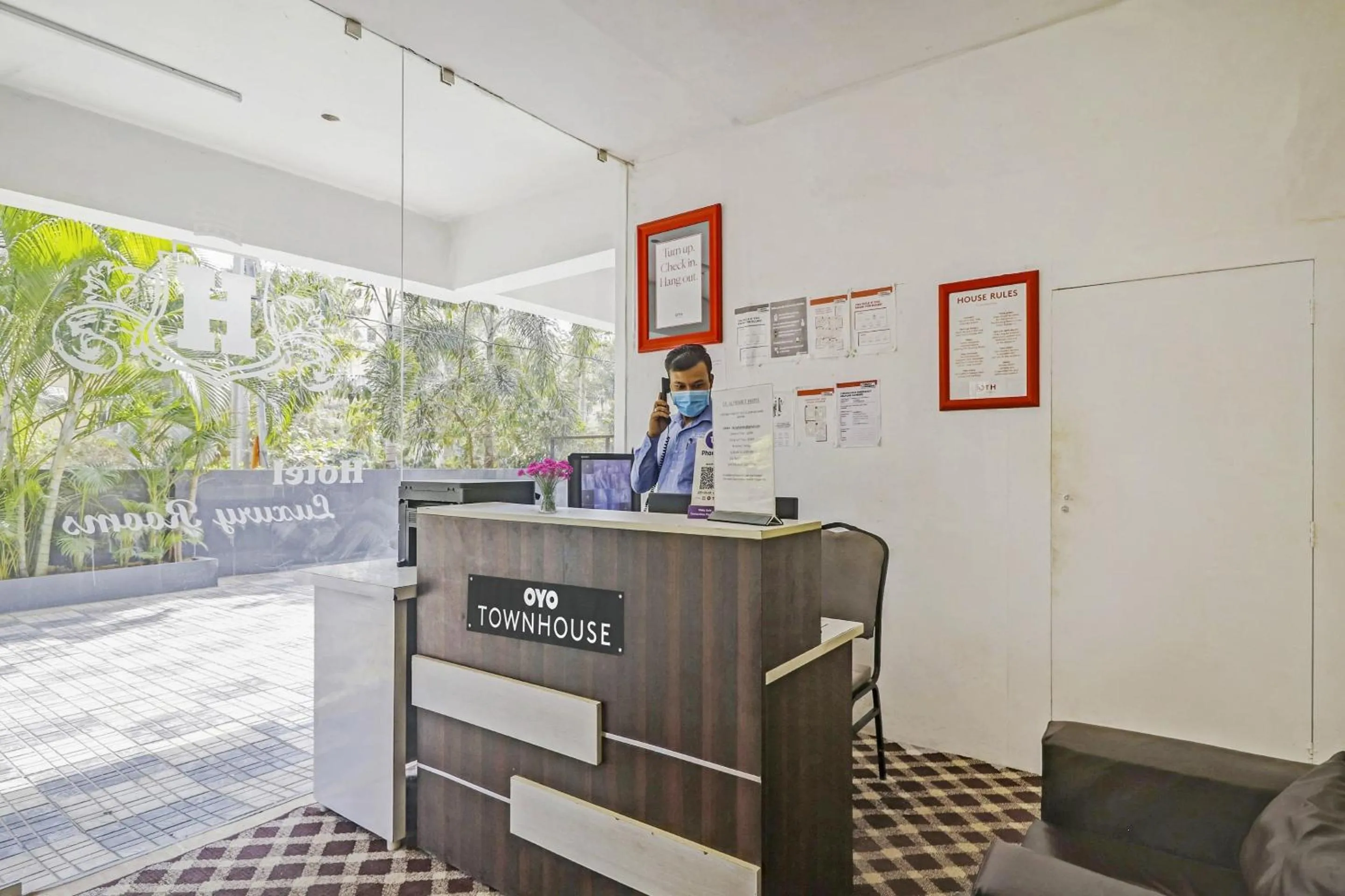 Lobby or reception in Townhouse De Alphabet