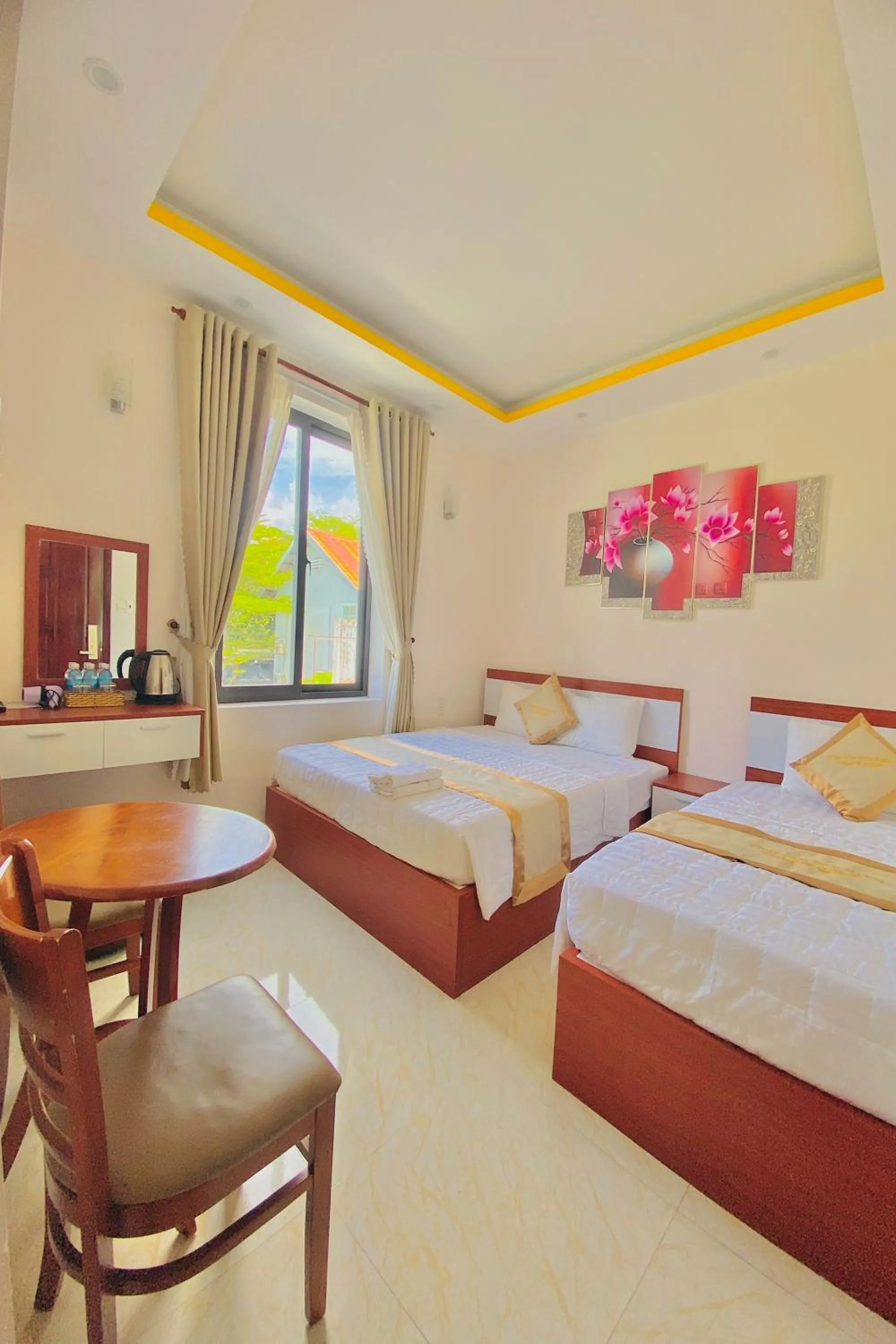 Bed in Phuc Con Son Hotel