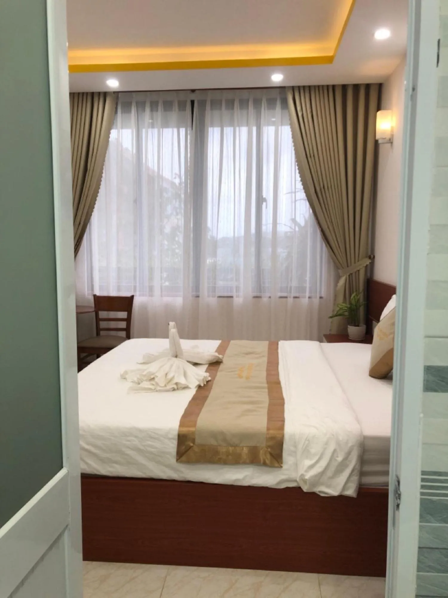 Bedroom, Bed in Phuc Con Son Hotel