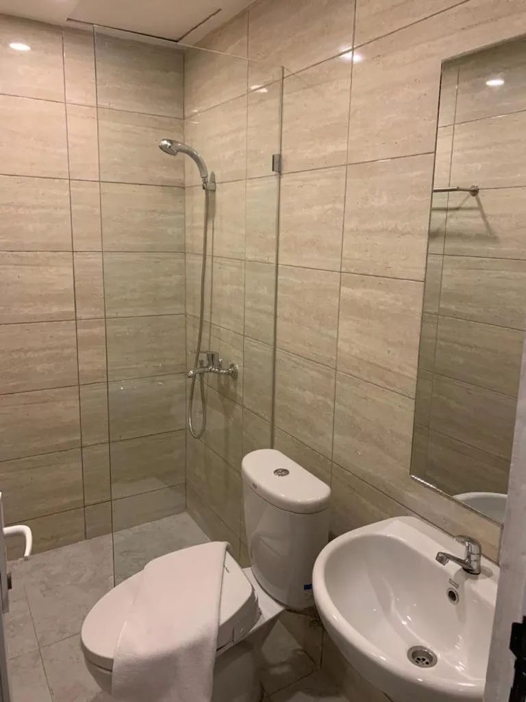 Bathroom in Nine Hotel