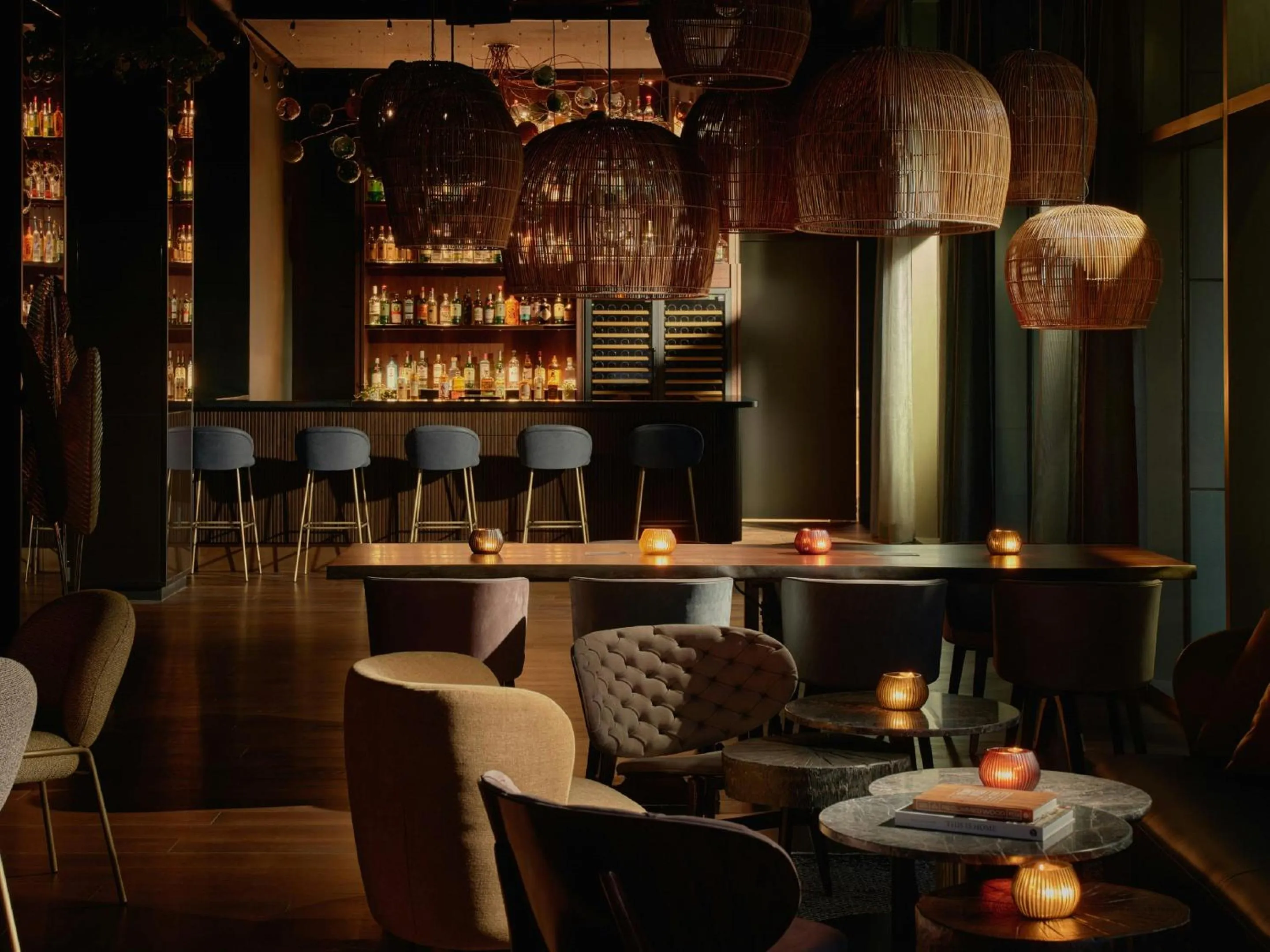 Lounge or bar in The Cloud One New York-Downtown, by the Motel One Group