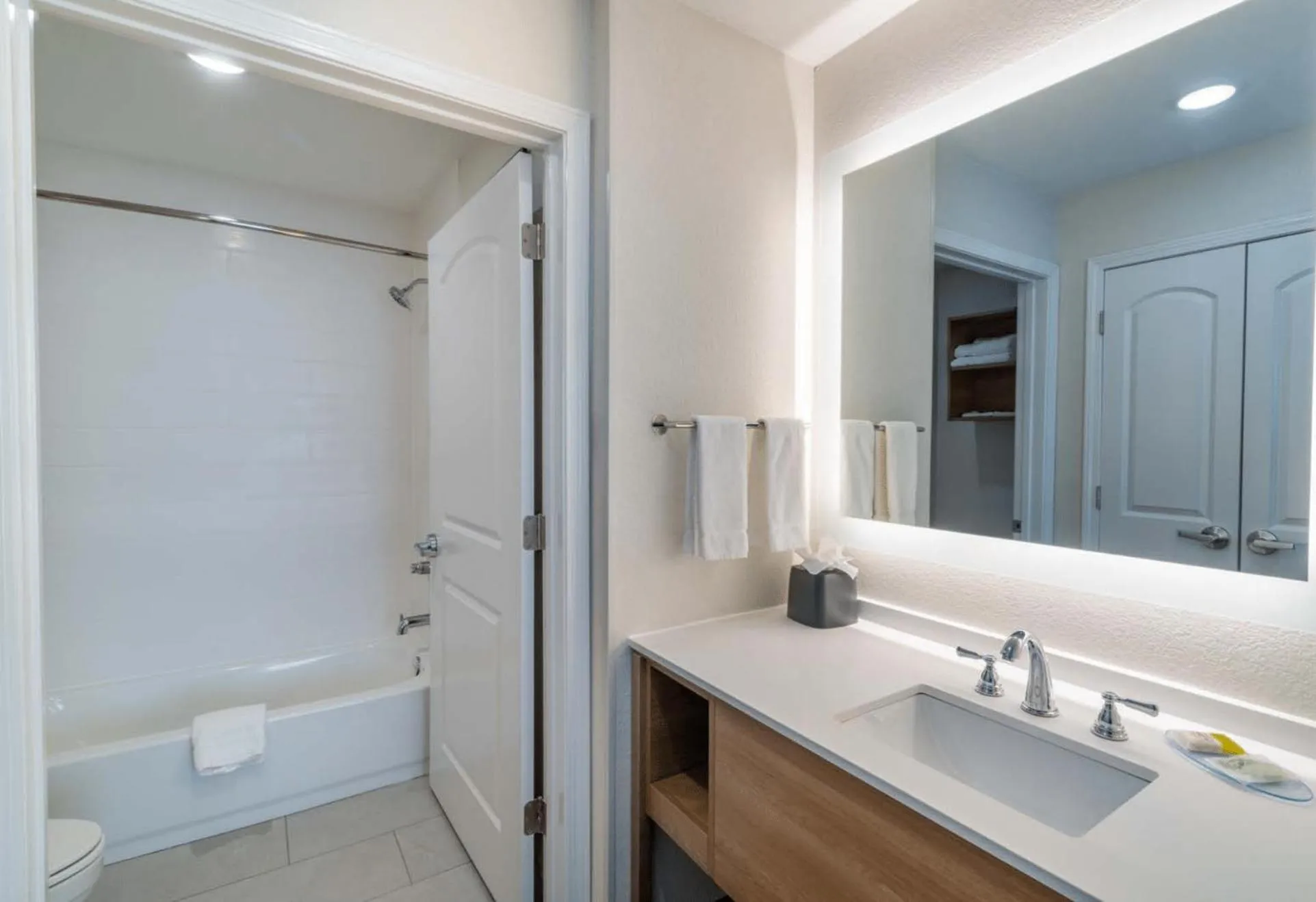 Bathroom in Staybridge Suites - Flowood - NW Jackson by IHG