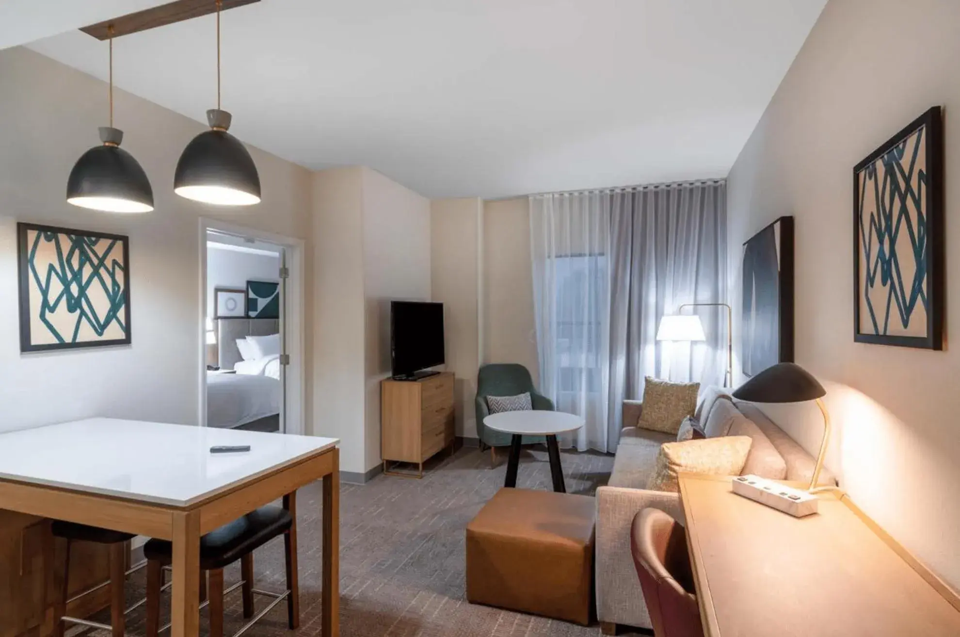 One-Bedroom Queen Suite in Staybridge Suites - Flowood - NW Jackson by IHG One-Bedroom Queen Suite in Staybridge Suites - Flowood - NW Jackson by IHG