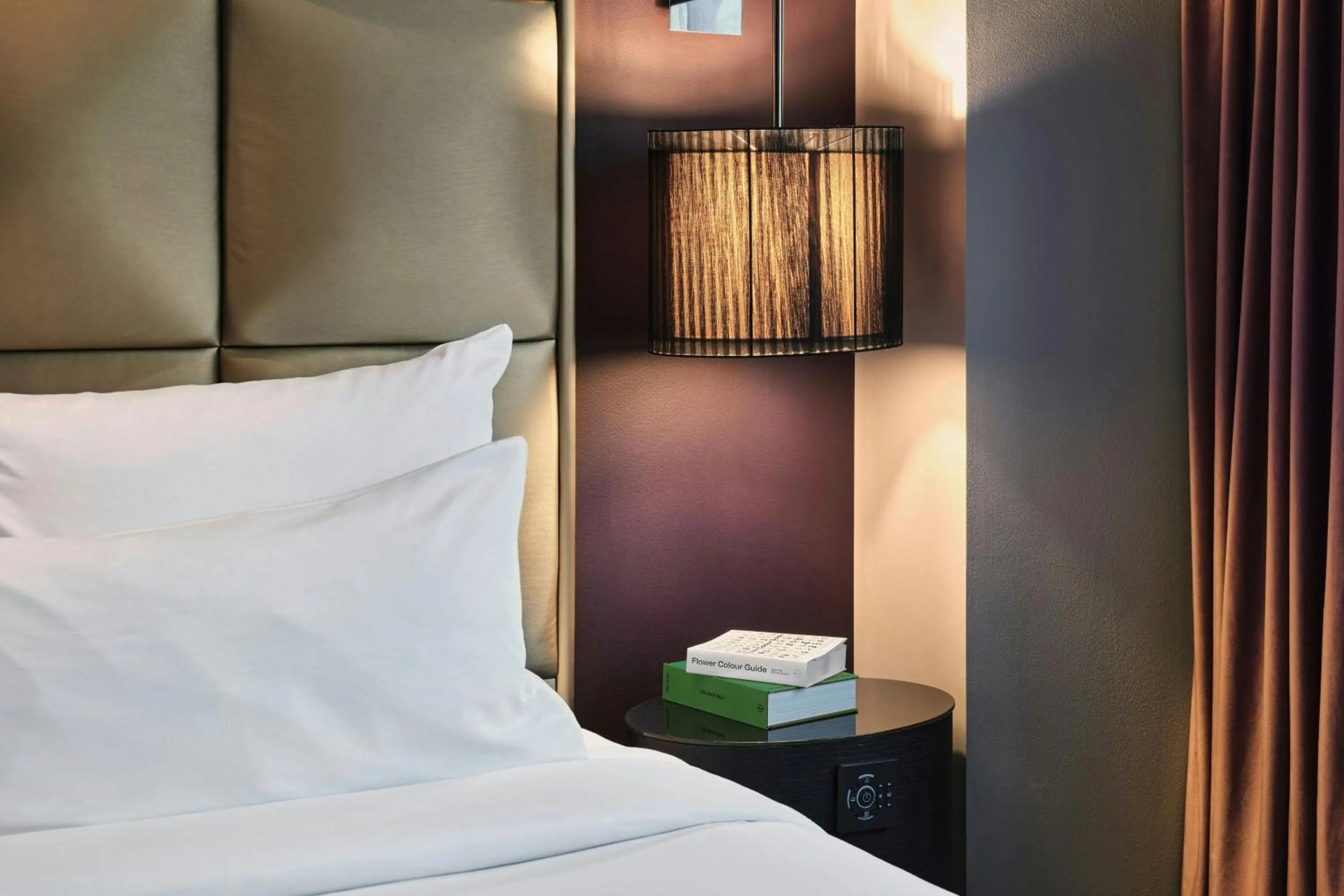 Photo of the whole room, Bed in Roomers Frankfurt Central, Autograph Collection