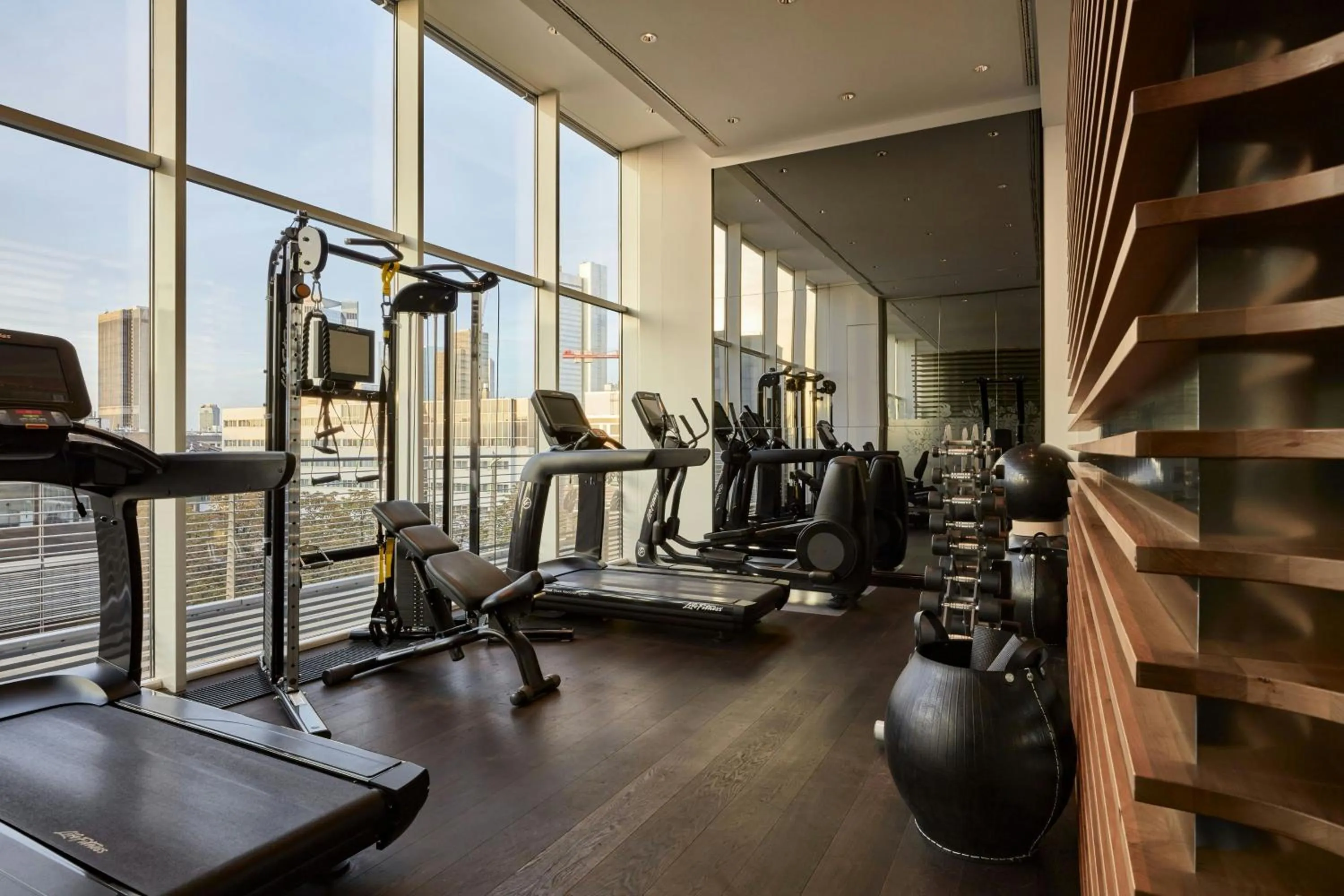 Fitness centre/facilities in Roomers Frankfurt Central, Autograph Collection